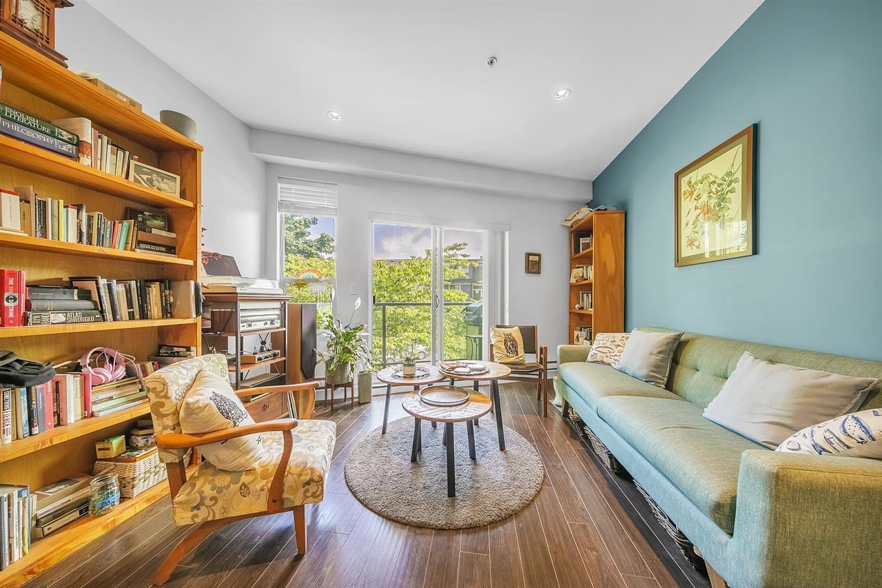 Listing image of 2128 ETON STREET