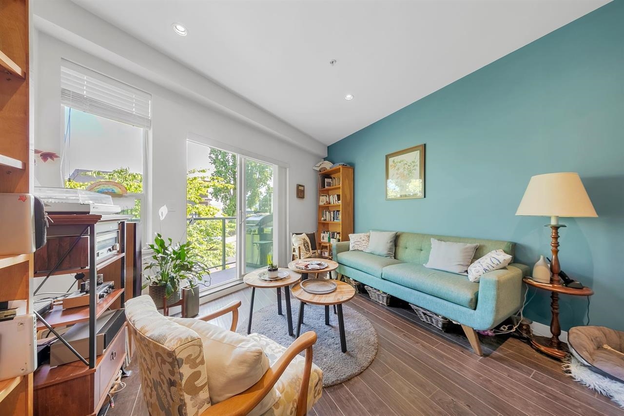 Listing image of 2128 ETON STREET