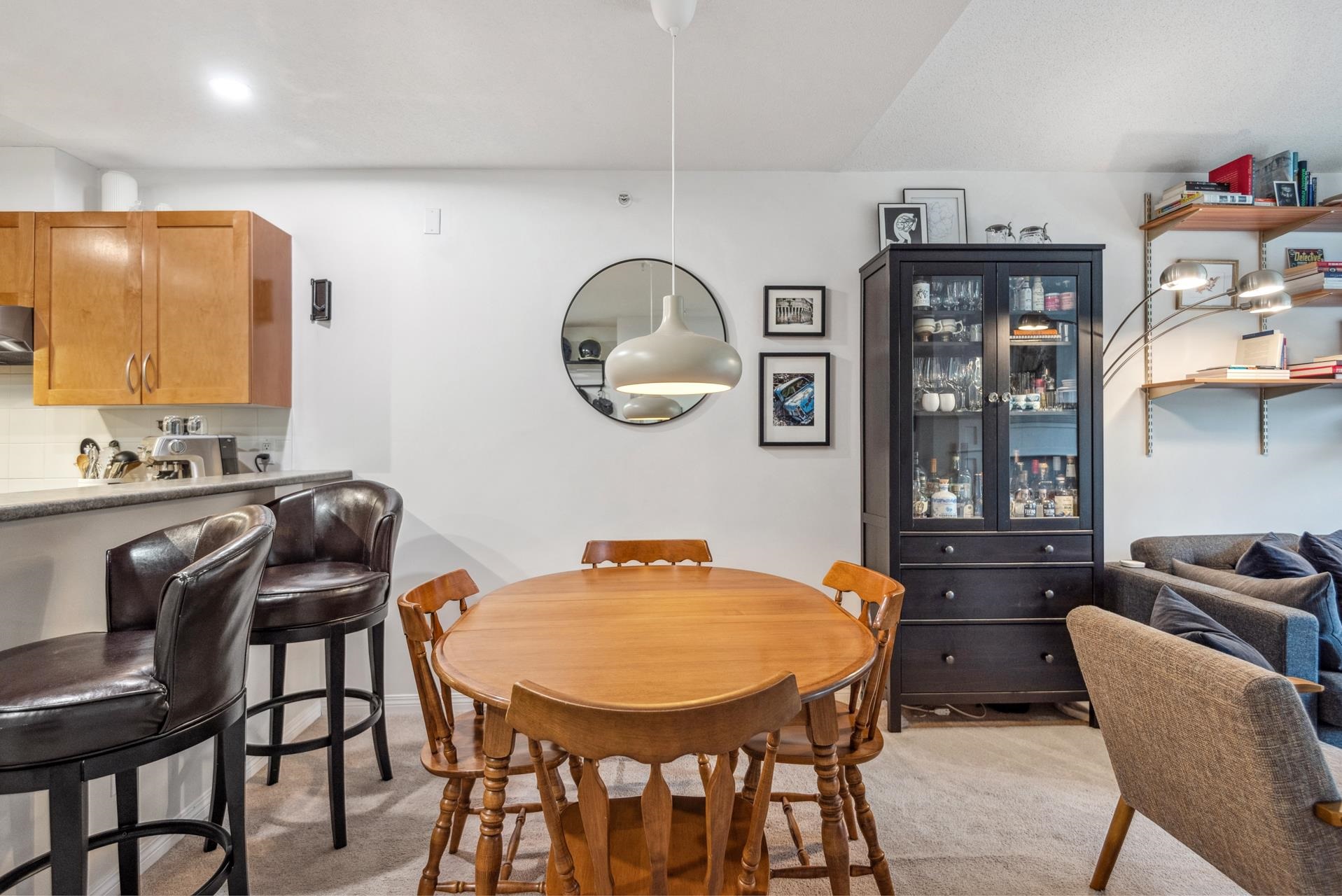 Listing image of 414 333 E 1ST STREET
