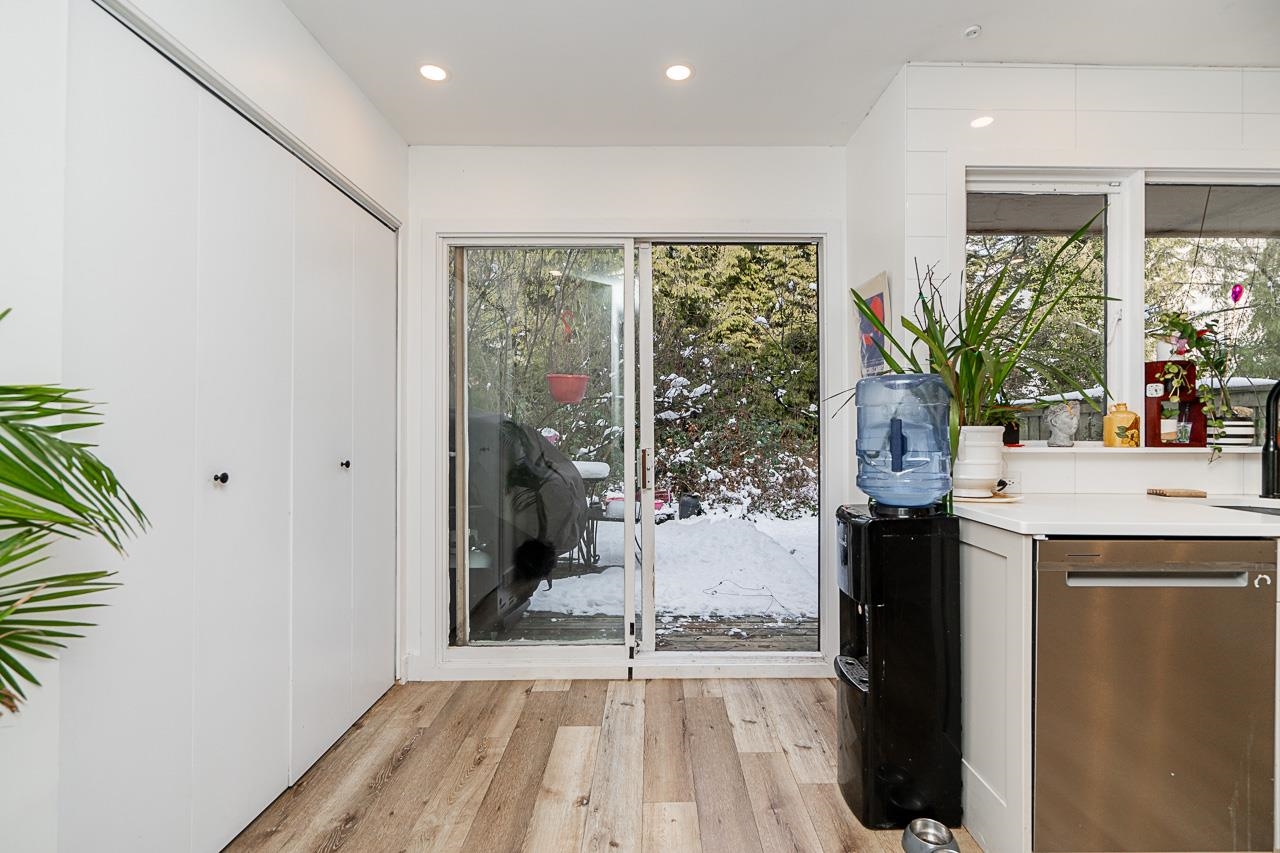 Listing image of 1014 LILLOOET ROAD