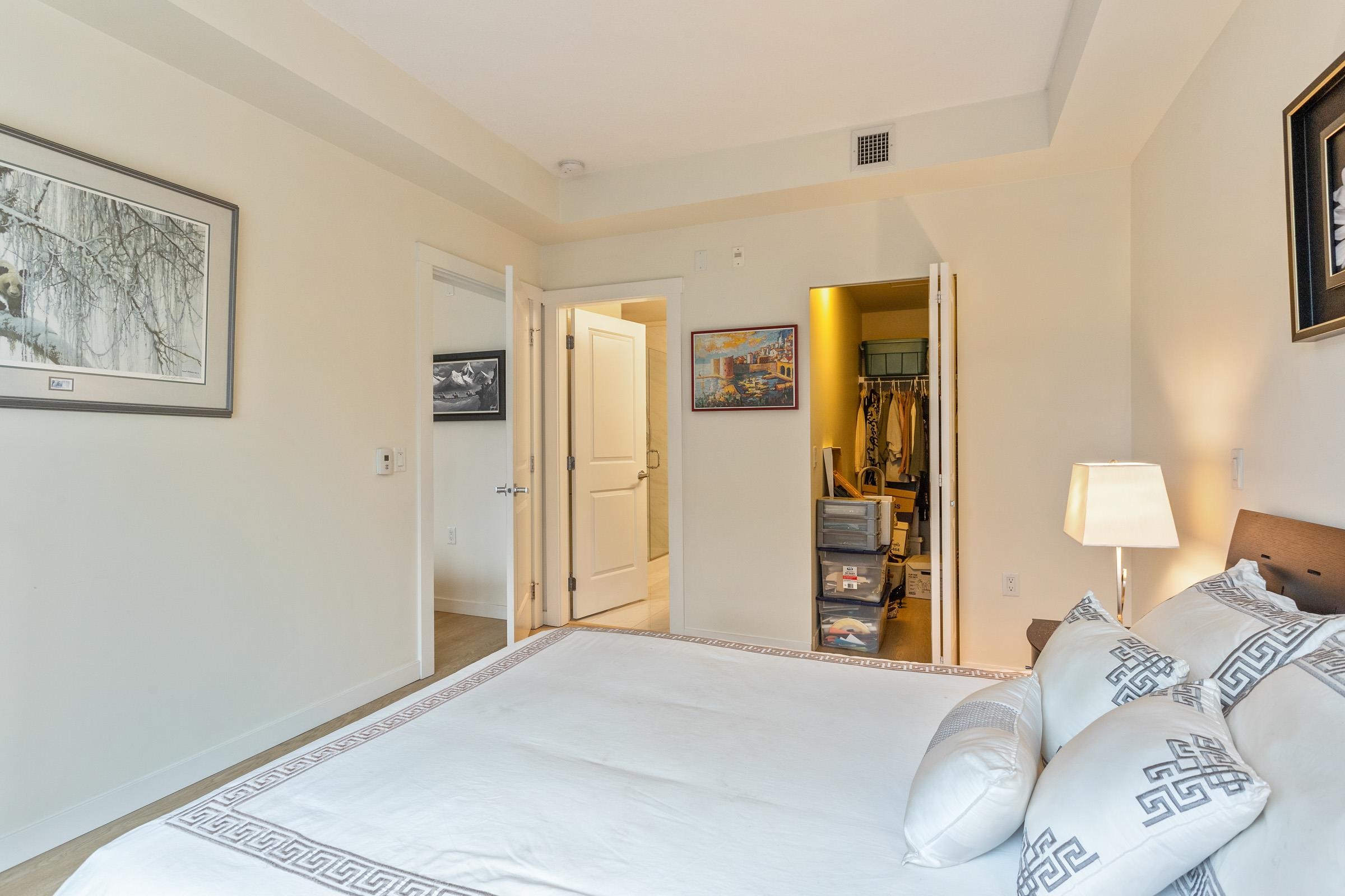 Listing image of 221 255 W 1ST STREET