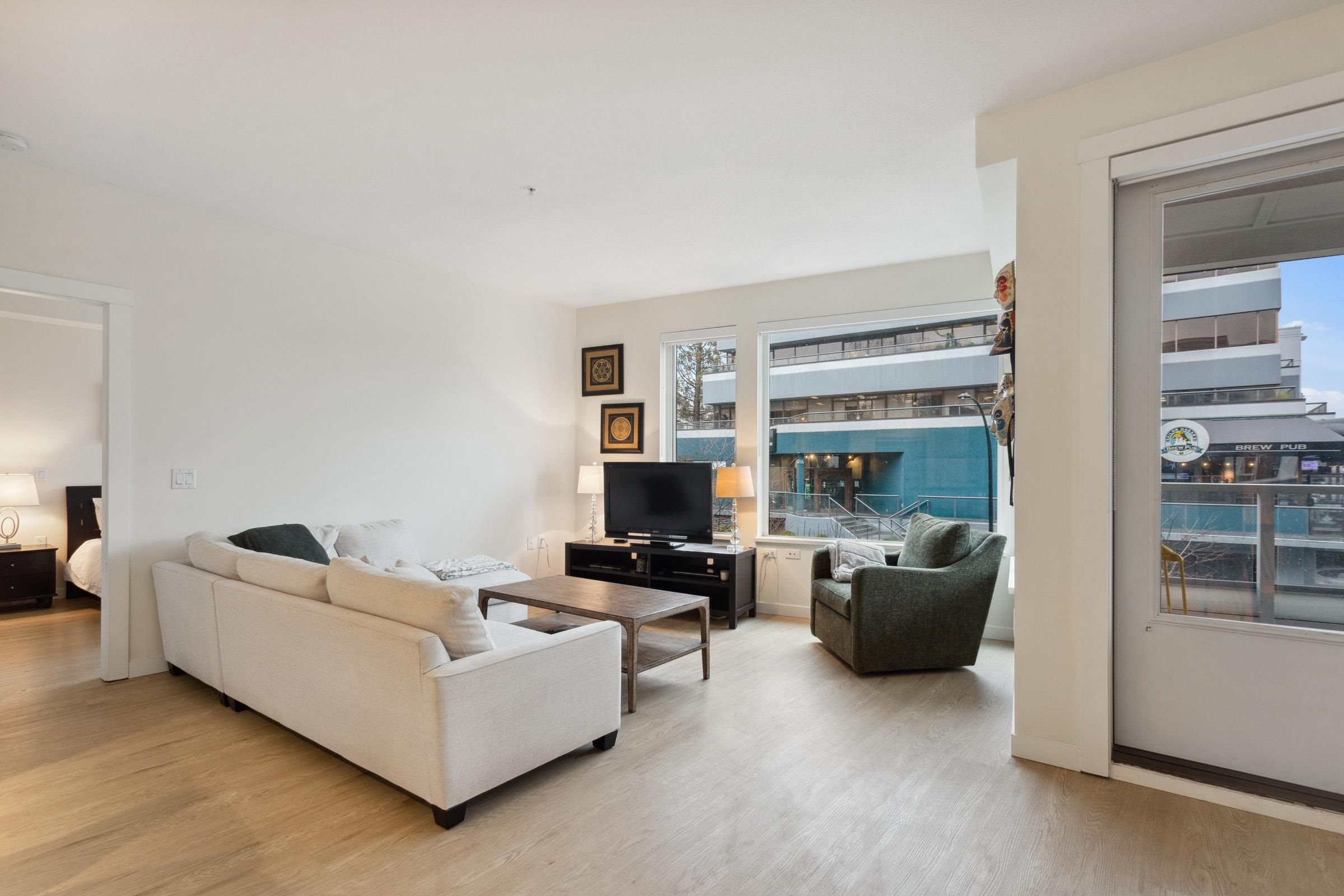 Listing image of 221 255 W 1ST STREET