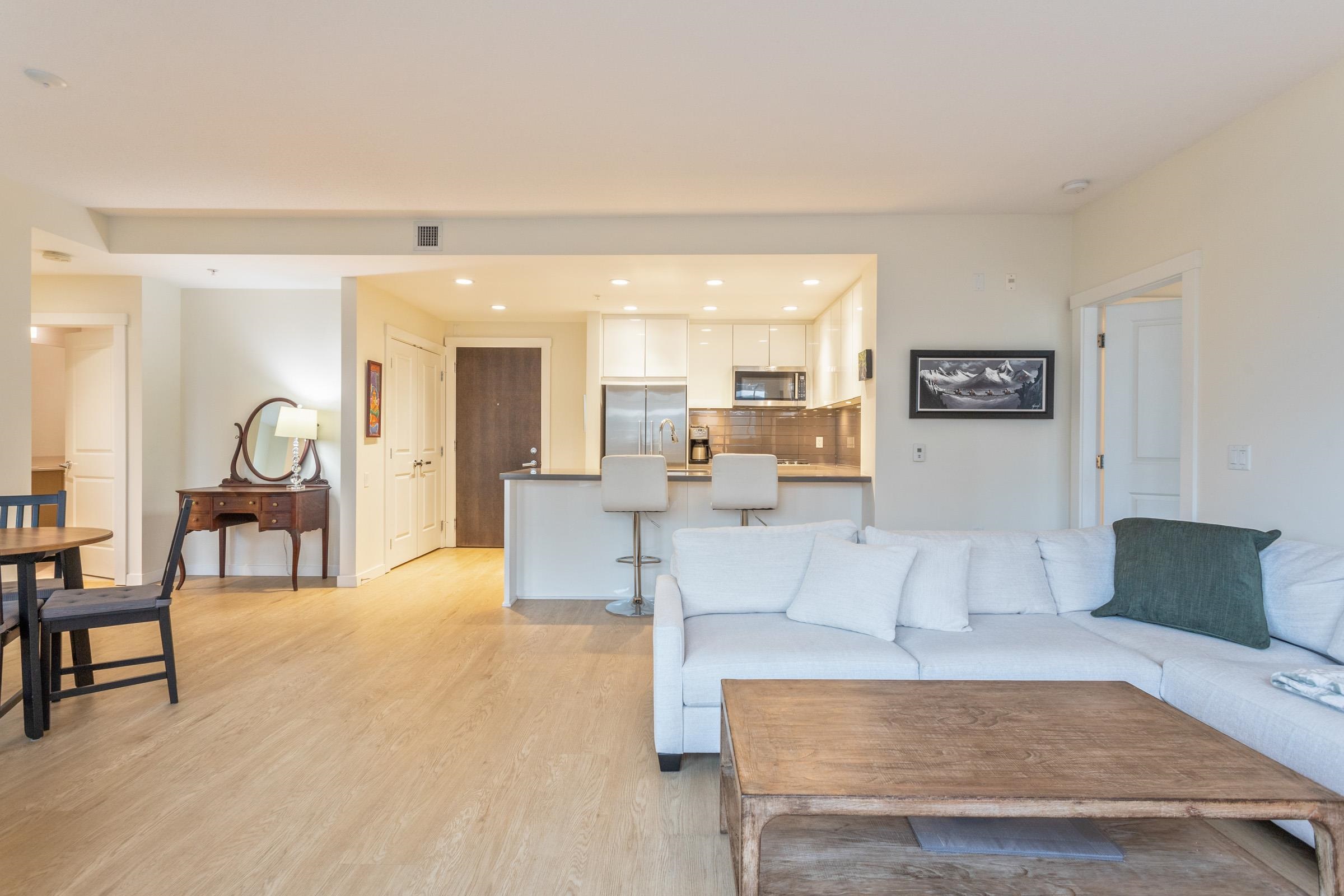Listing image of 221 255 W 1ST STREET