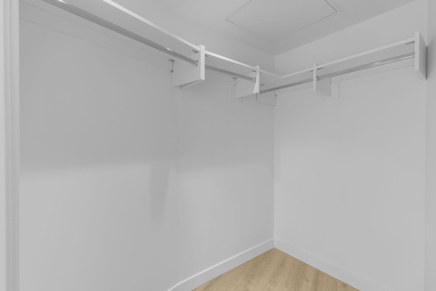 Listing image of 318 1500 FERN STREET