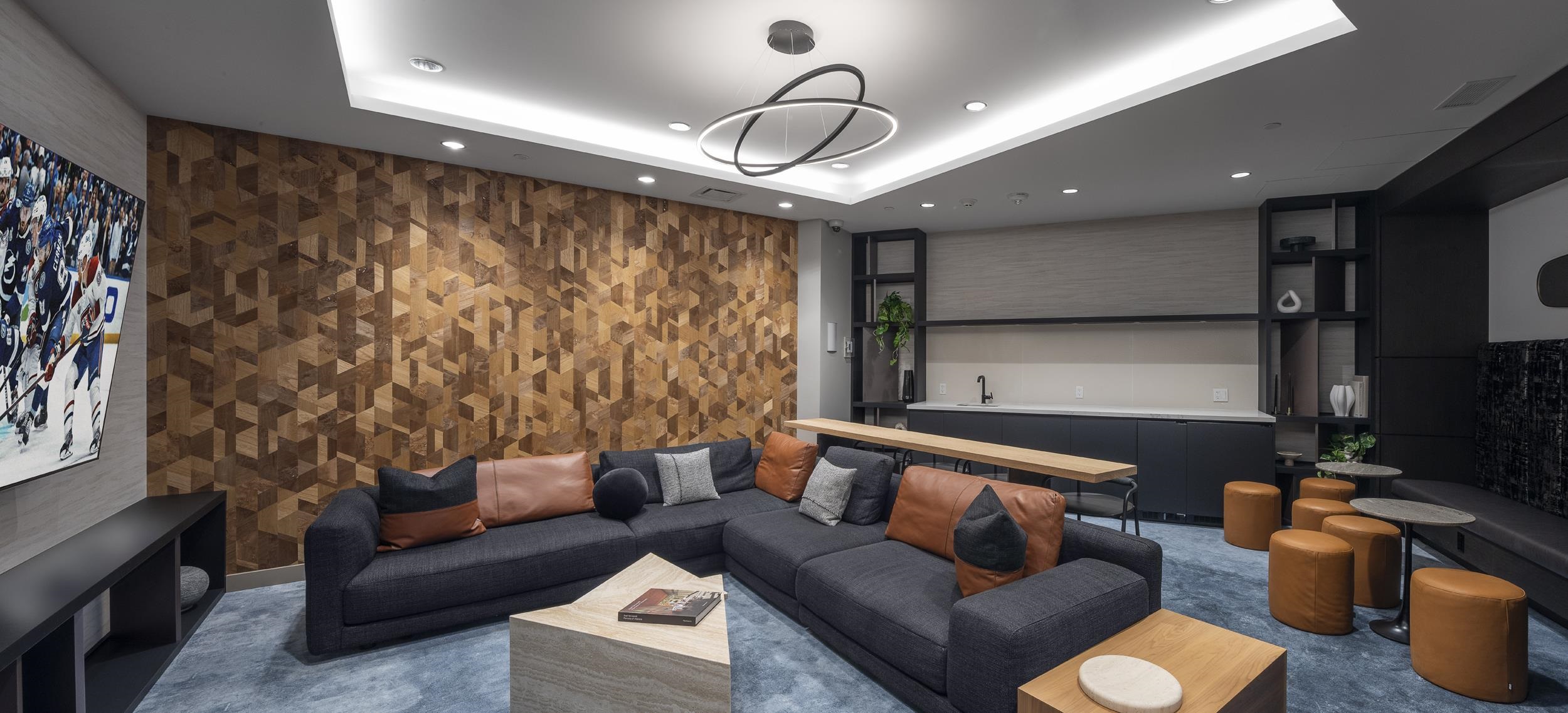 Listing image of 318 1500 FERN STREET