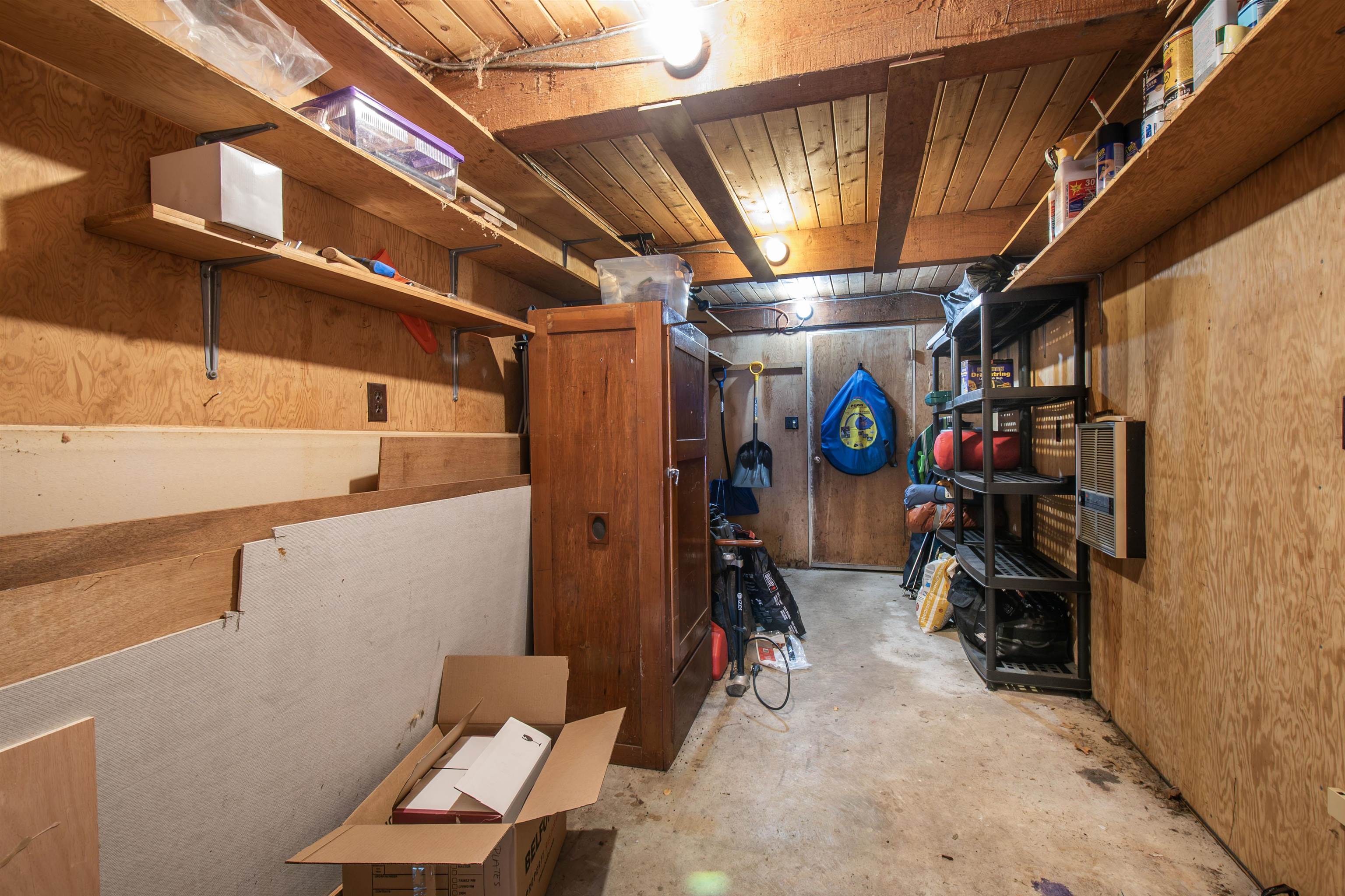 Listing image of 937 MONTROYAL BOULEVARD