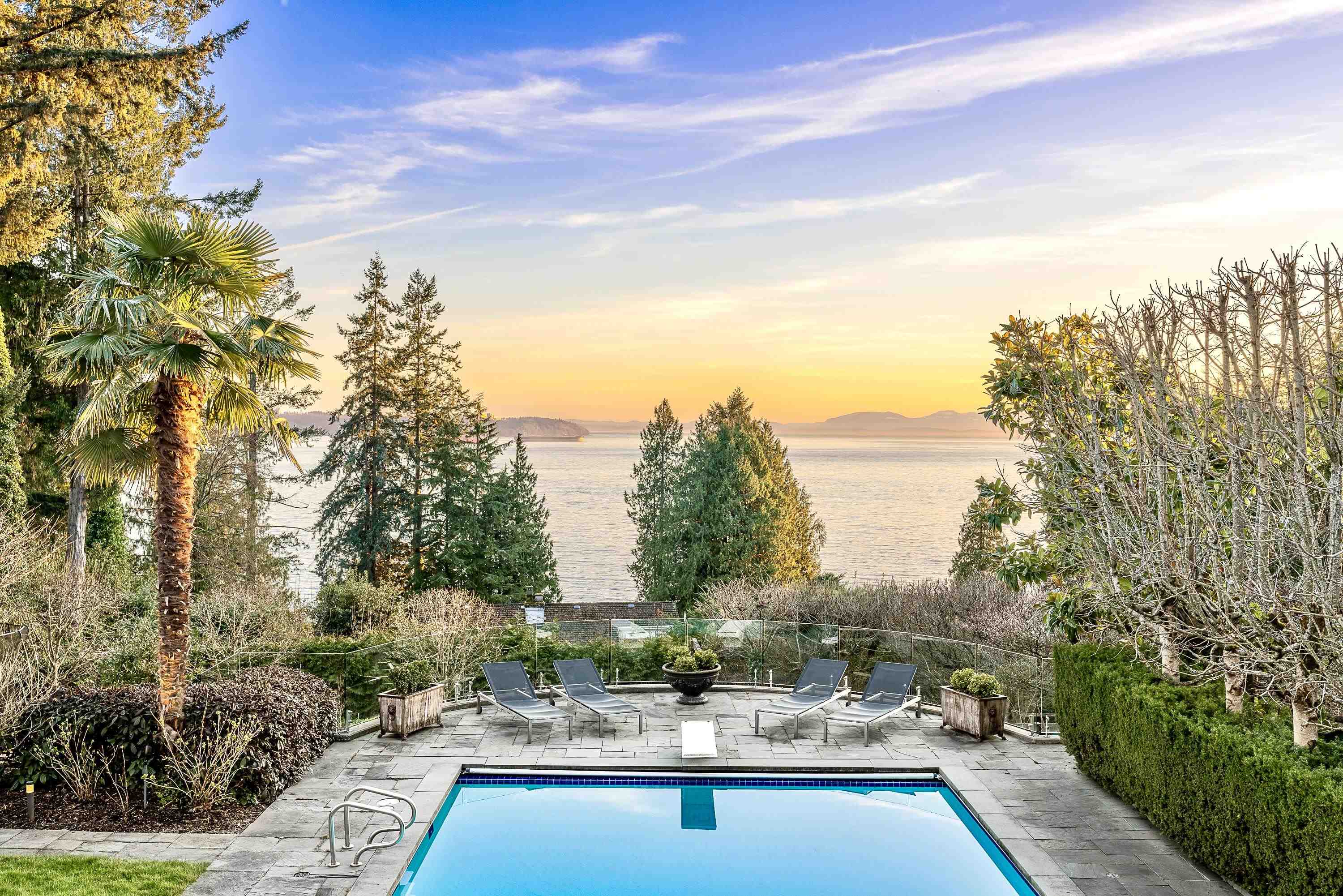 Listing image of 2962 MATHERS CRESCENT
