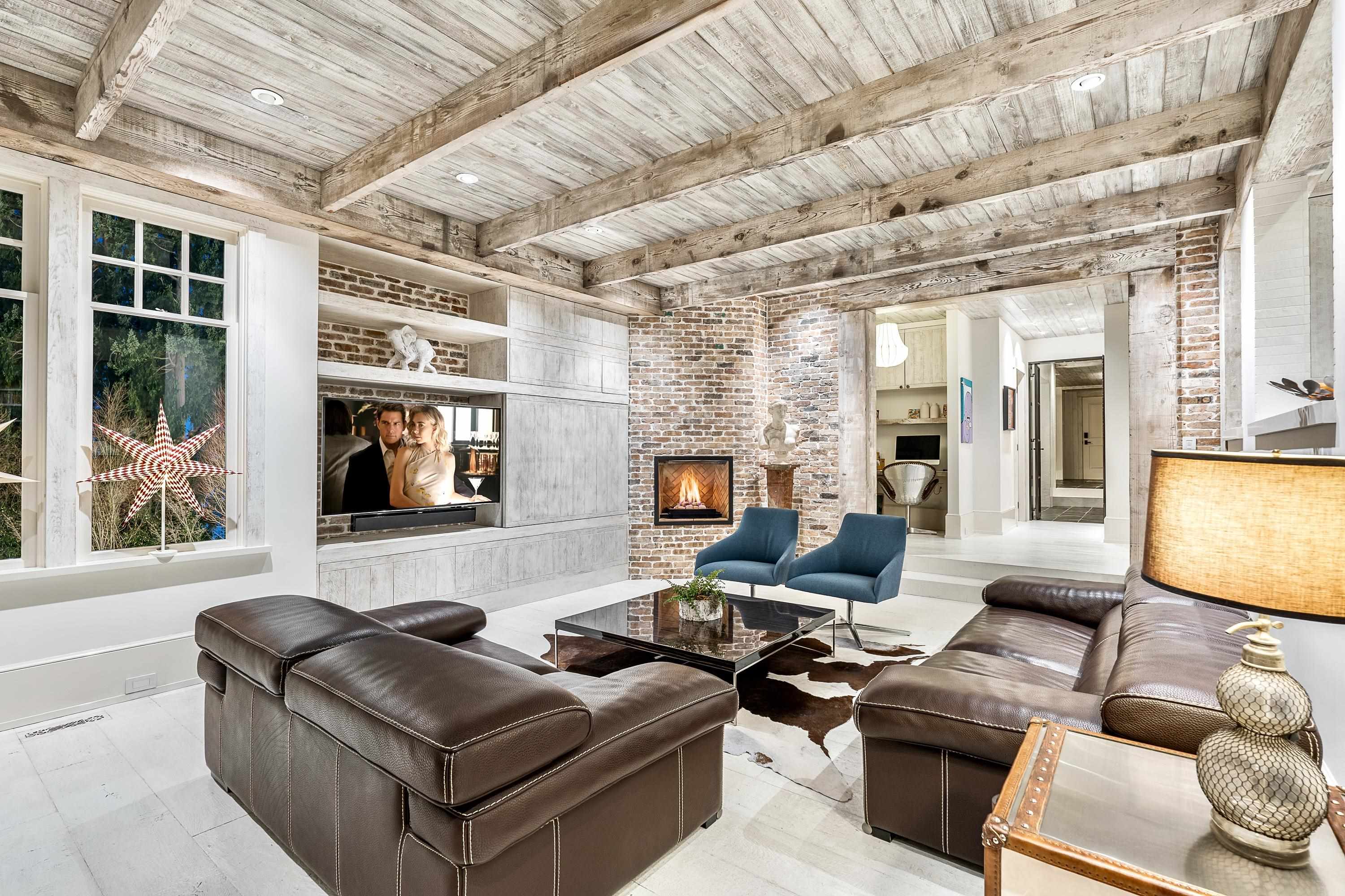 Listing image of 2962 MATHERS CRESCENT