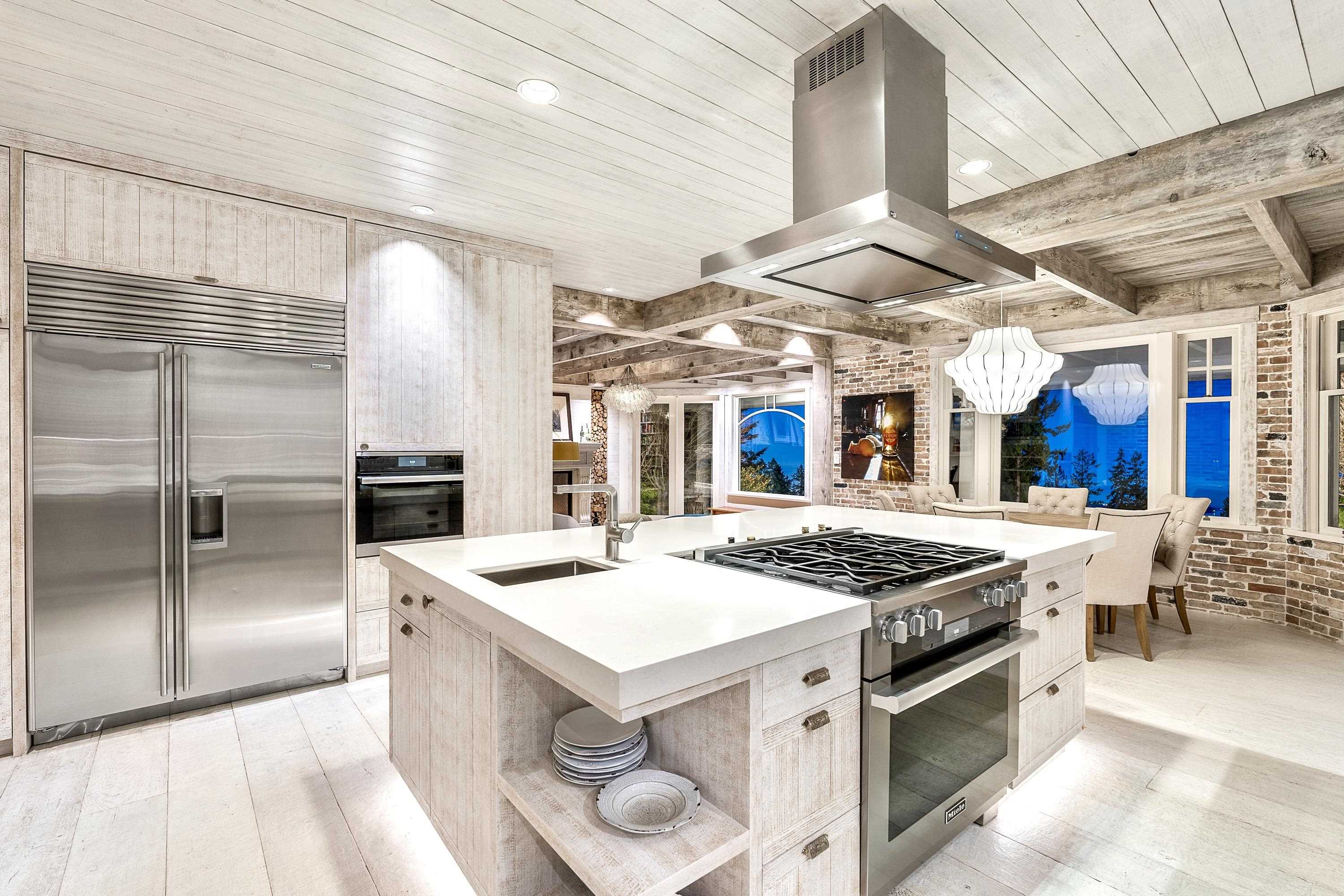 Listing image of 2962 MATHERS CRESCENT