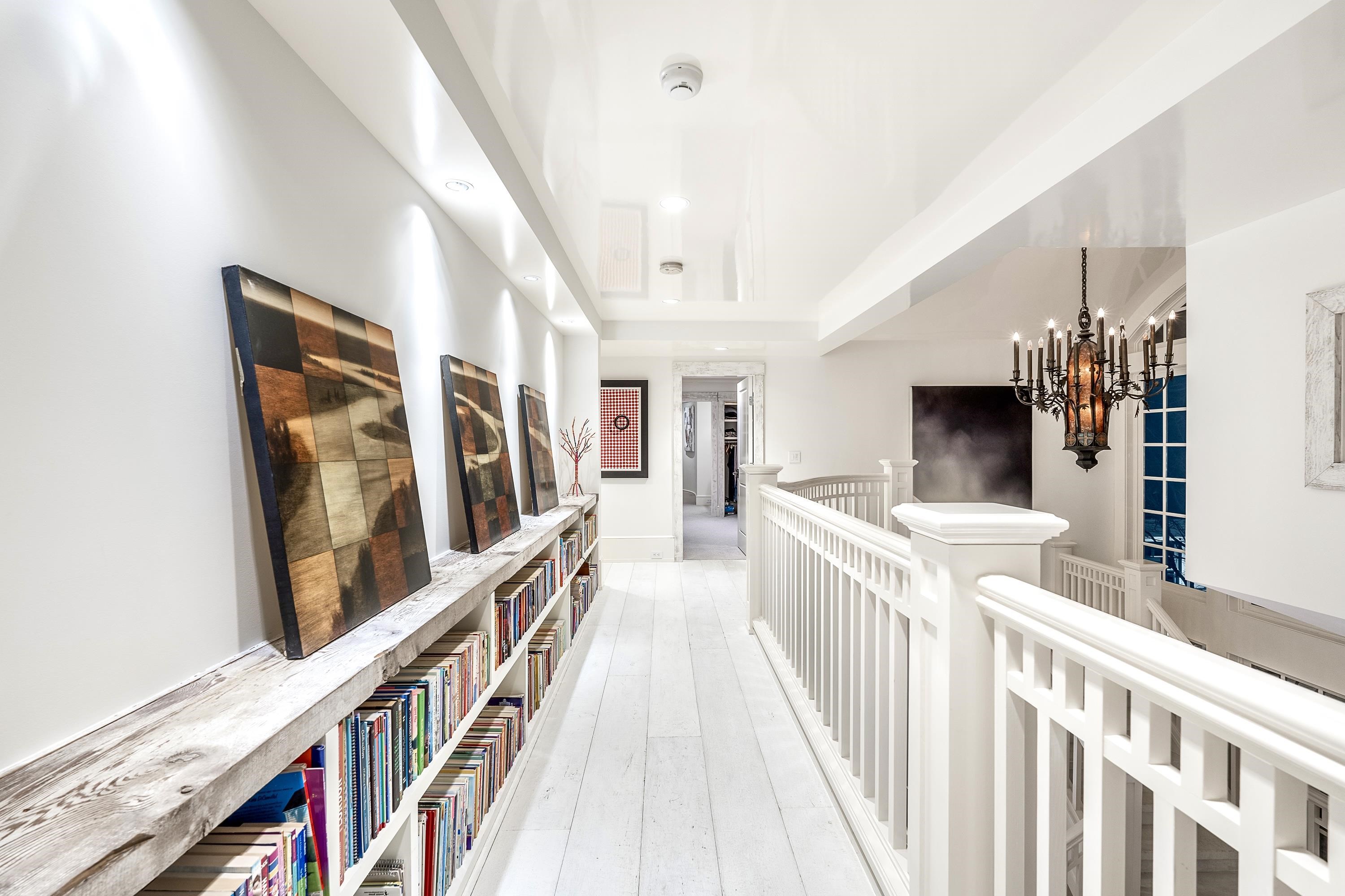 Listing image of 2962 MATHERS CRESCENT