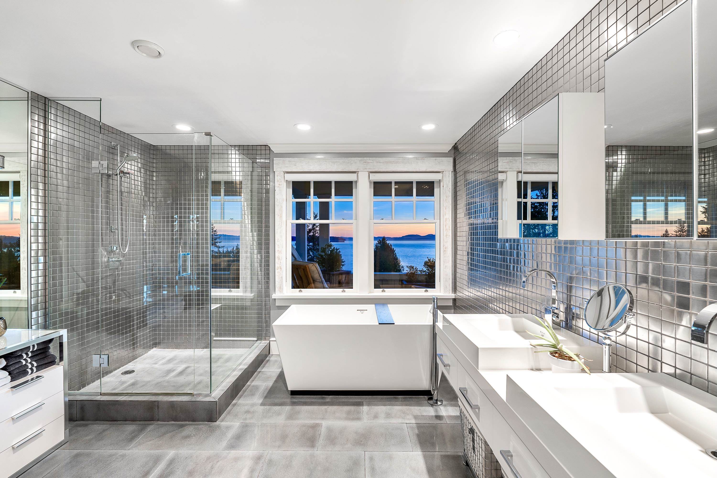 Listing image of 2962 MATHERS CRESCENT