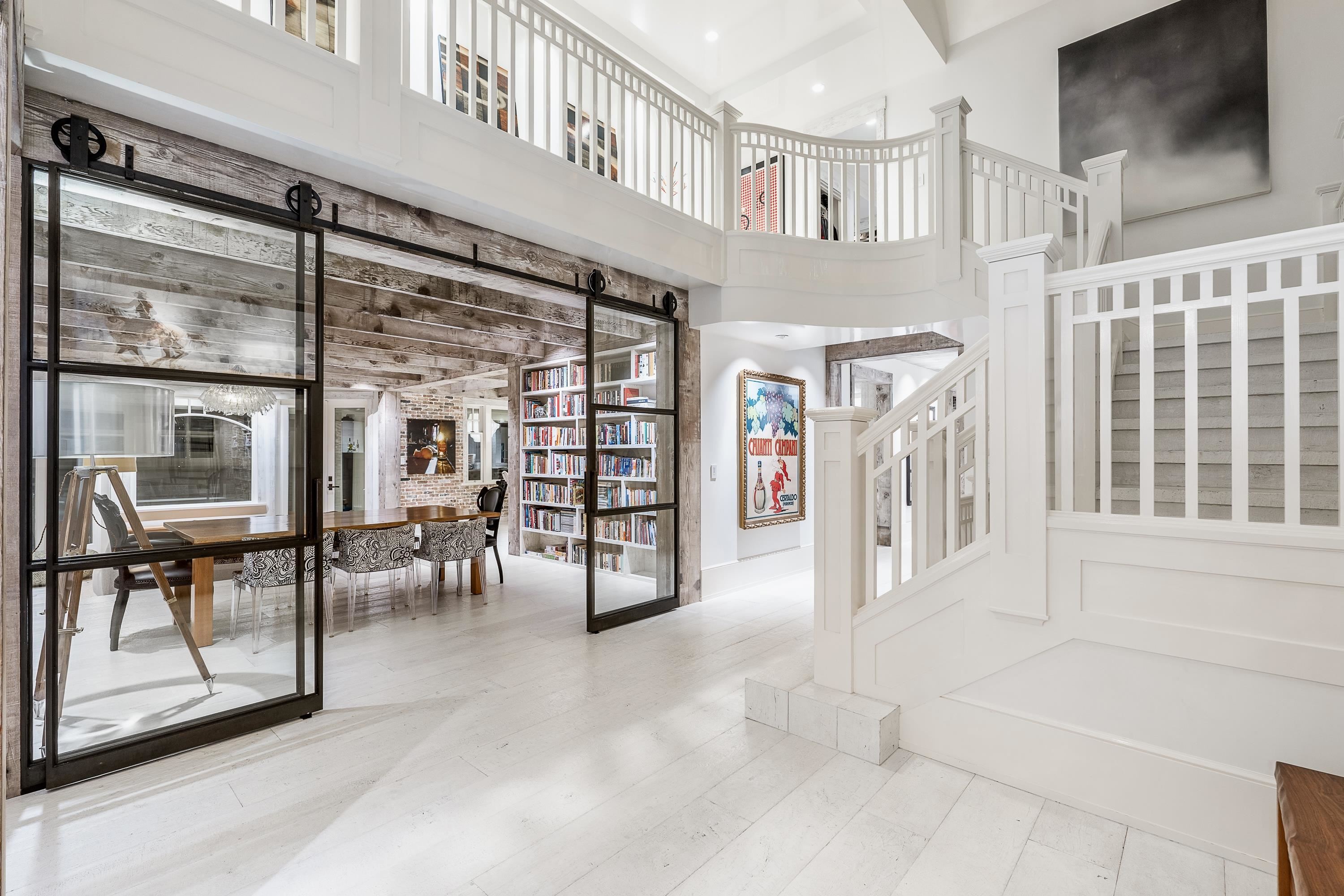 Listing image of 2962 MATHERS CRESCENT