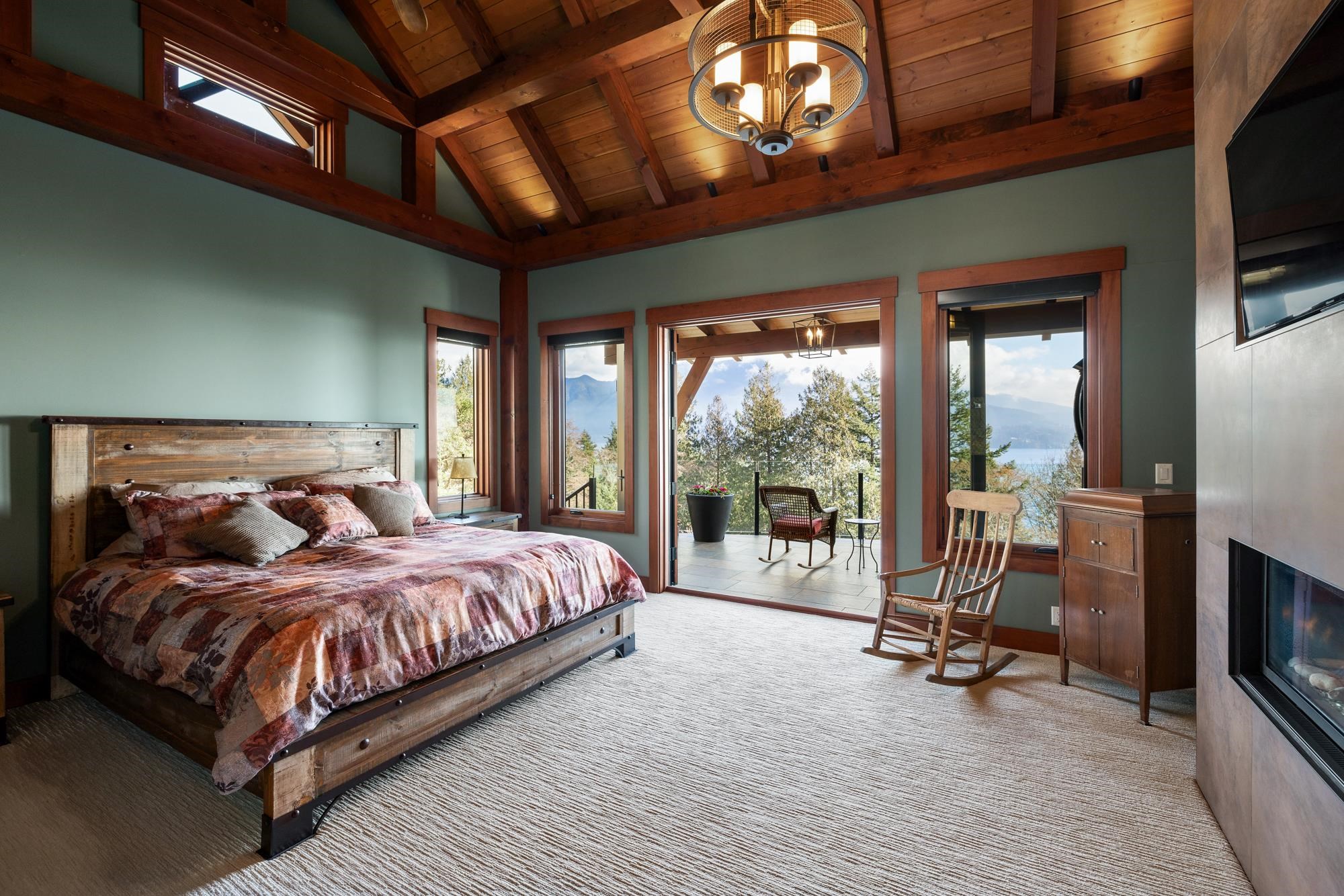 Listing image of 800 TAYLOR ROAD