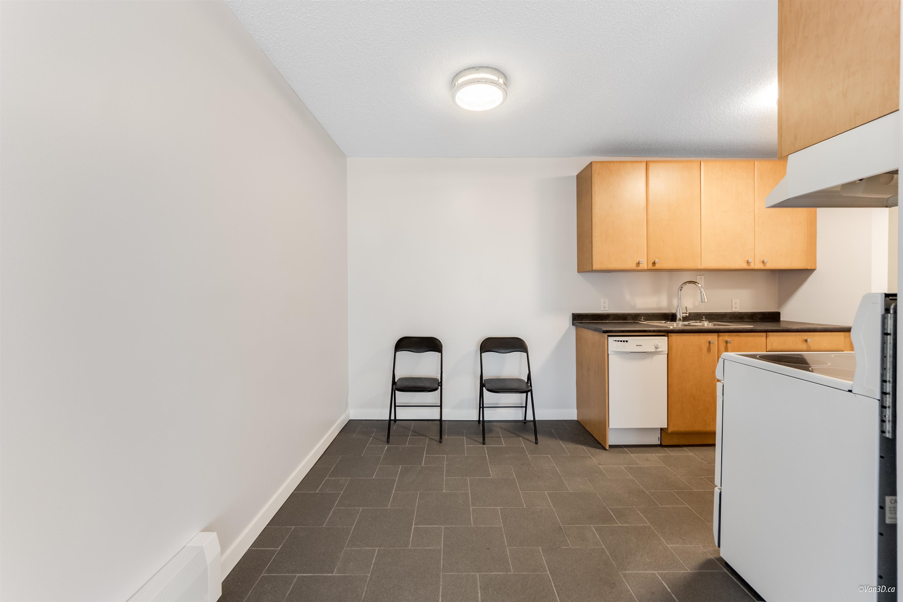 Listing image of 309 306 W 1ST STREET