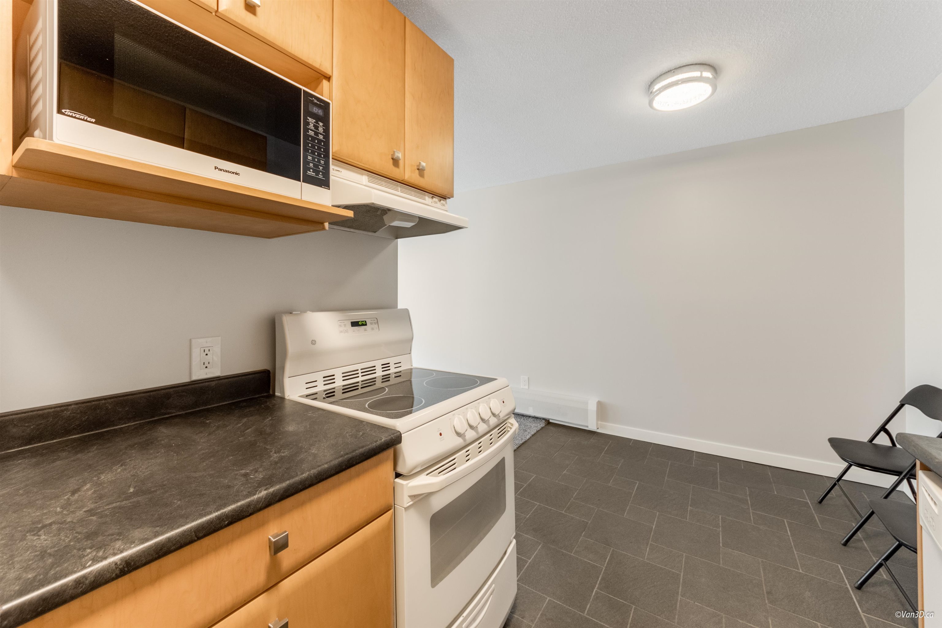 Listing image of 309 306 W 1ST STREET