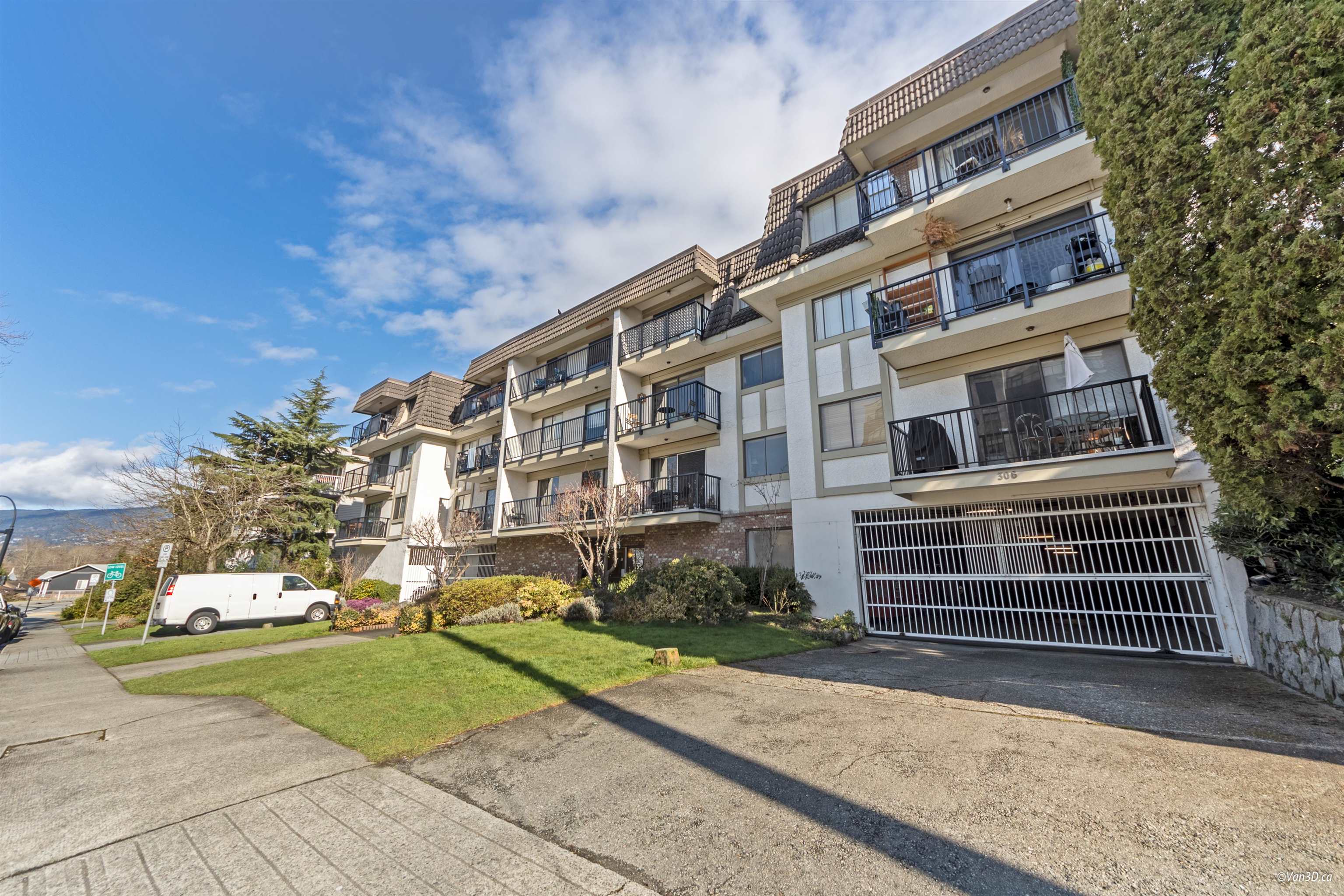 Listing image of 309 306 W 1ST STREET