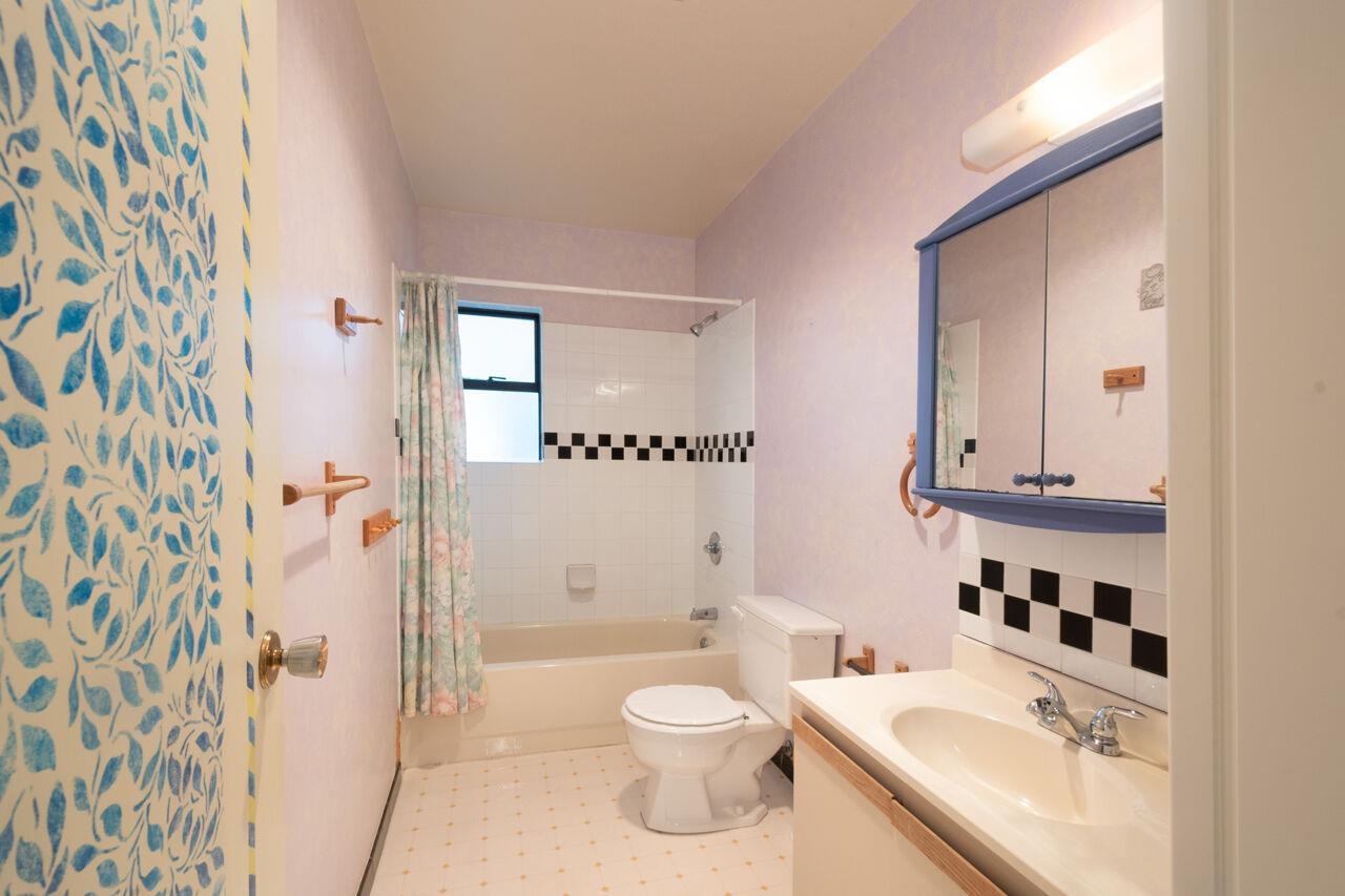 Listing image of 908 CLIPPER PLACE
