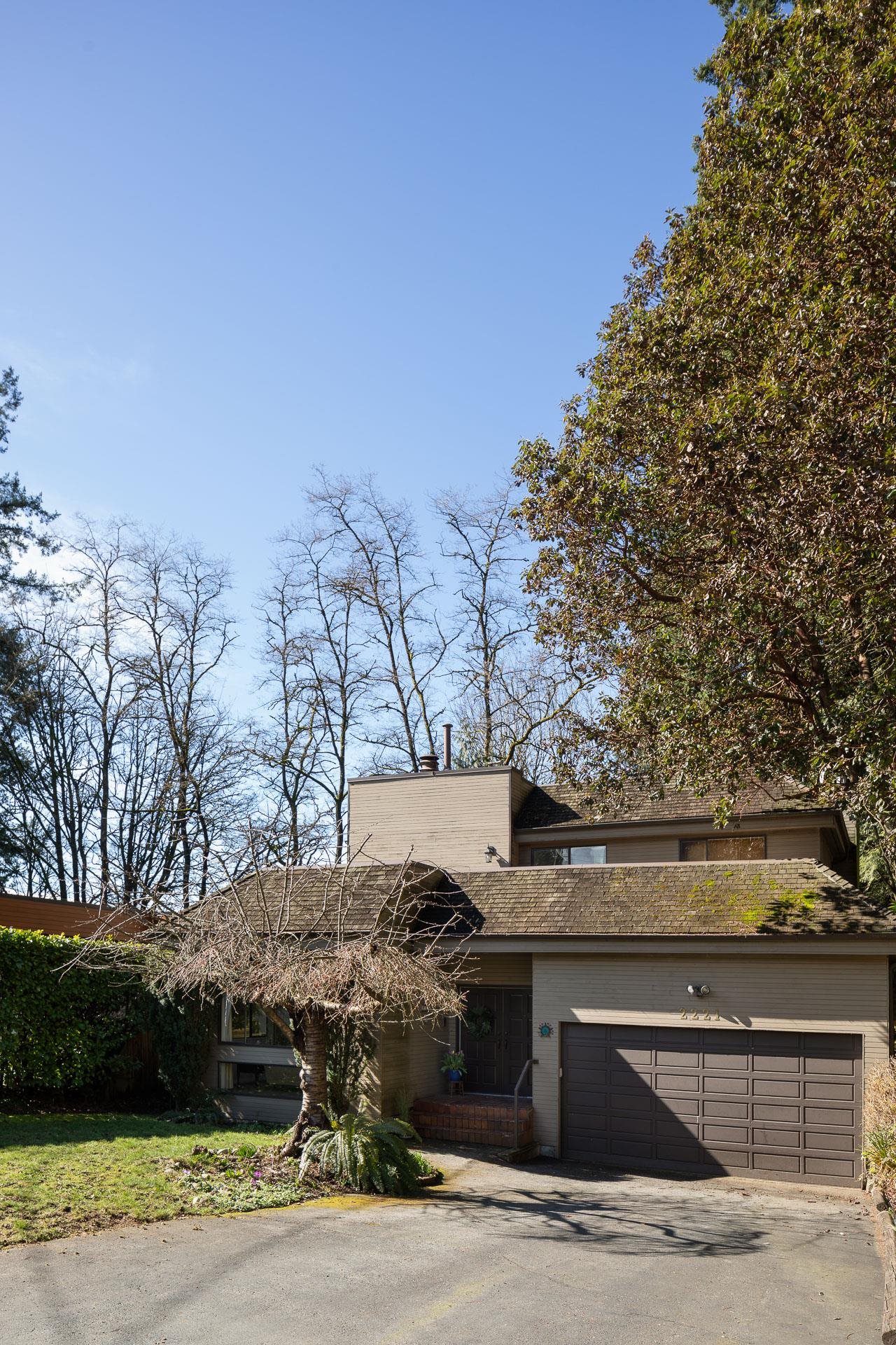 Listing image of 2221 BOWSER AVENUE