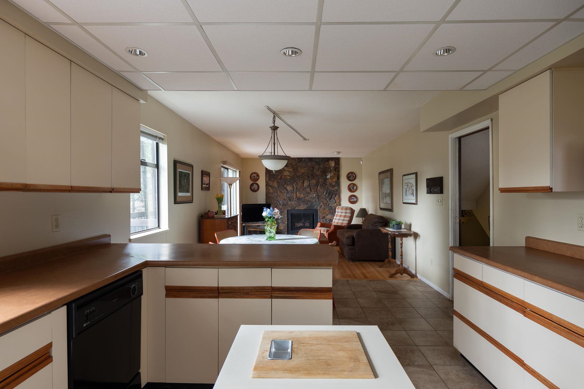 Listing image of 2221 BOWSER AVENUE