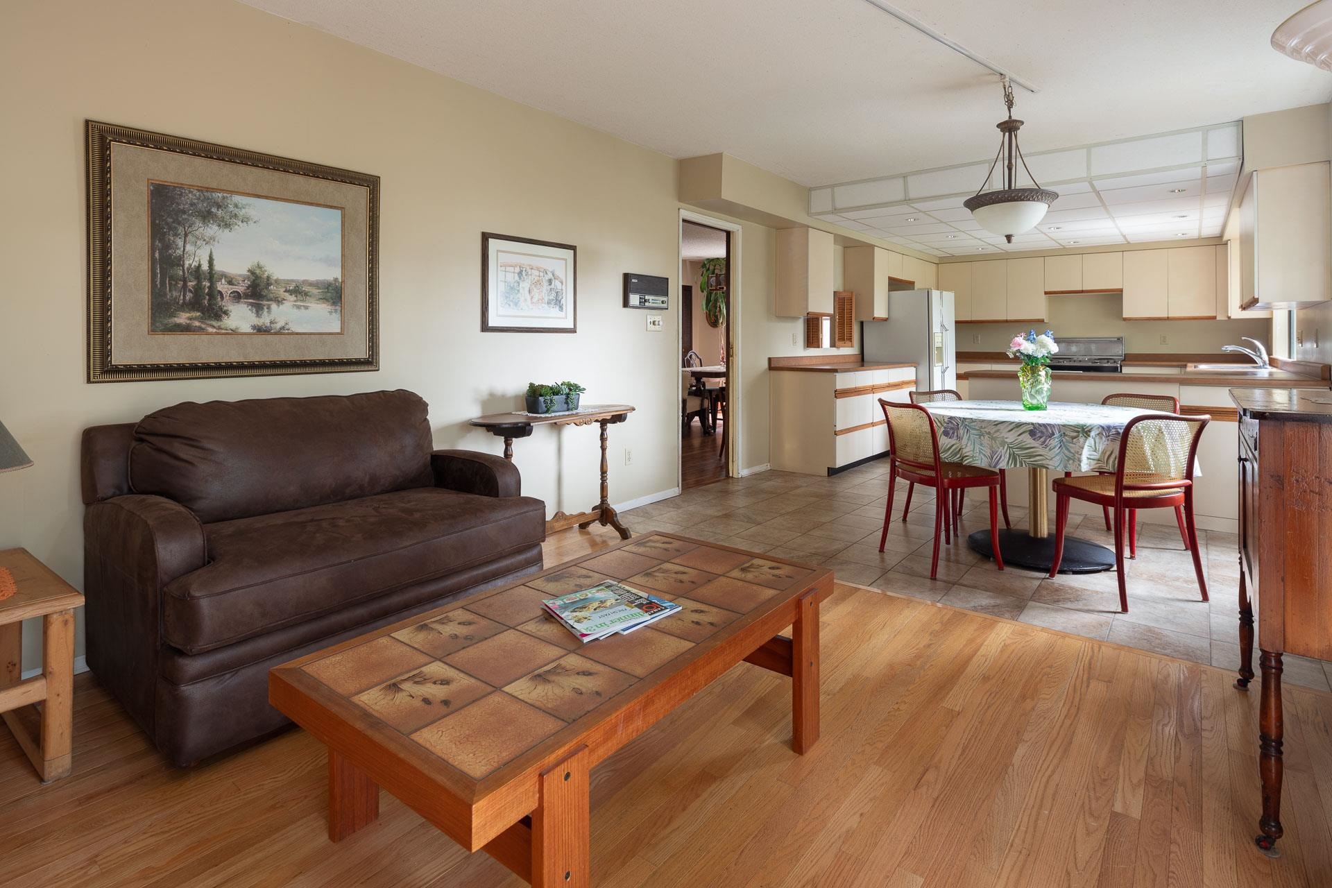 Listing image of 2221 BOWSER AVENUE