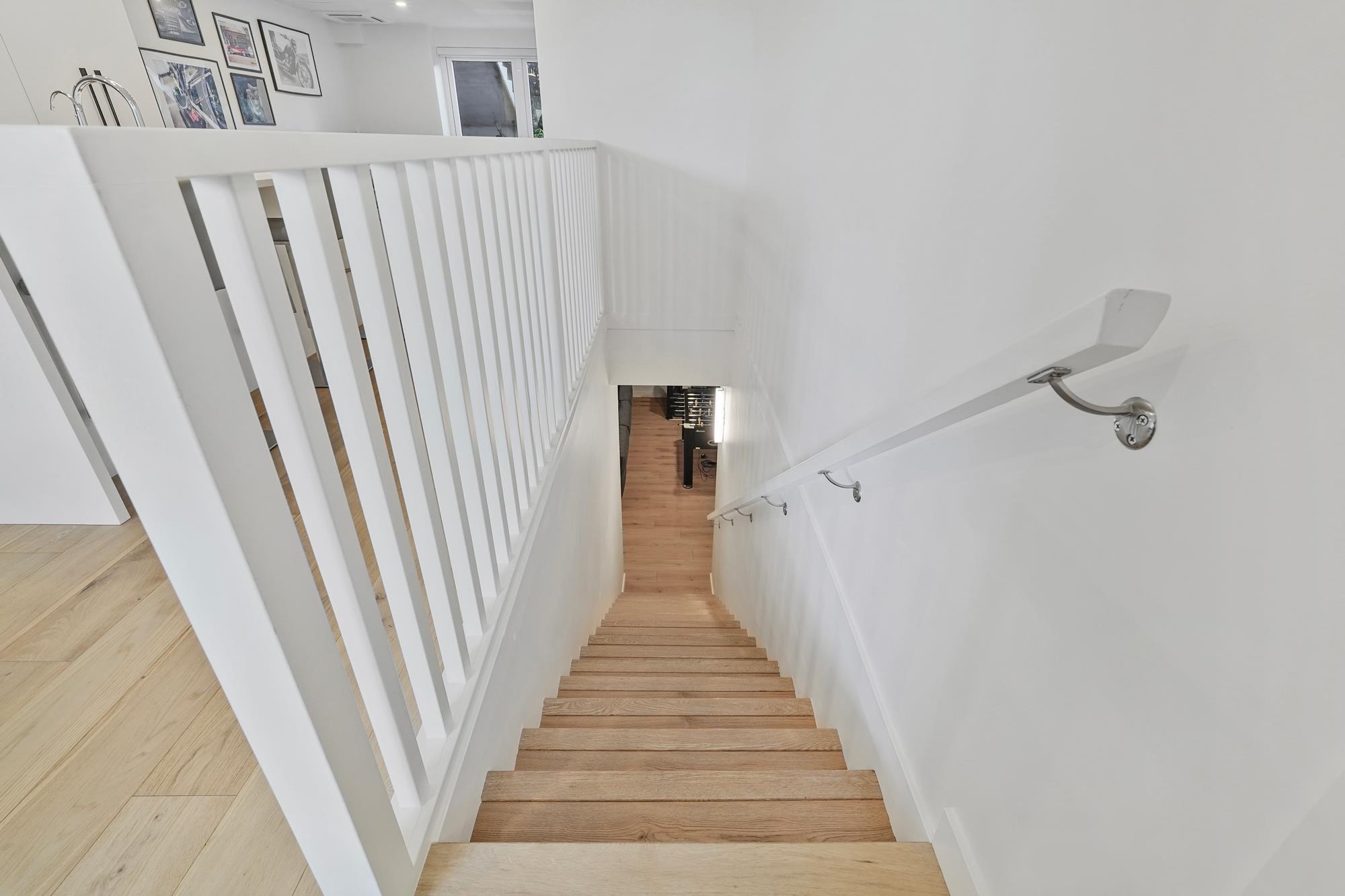 Listing image of 101 649 E 3RD STREET