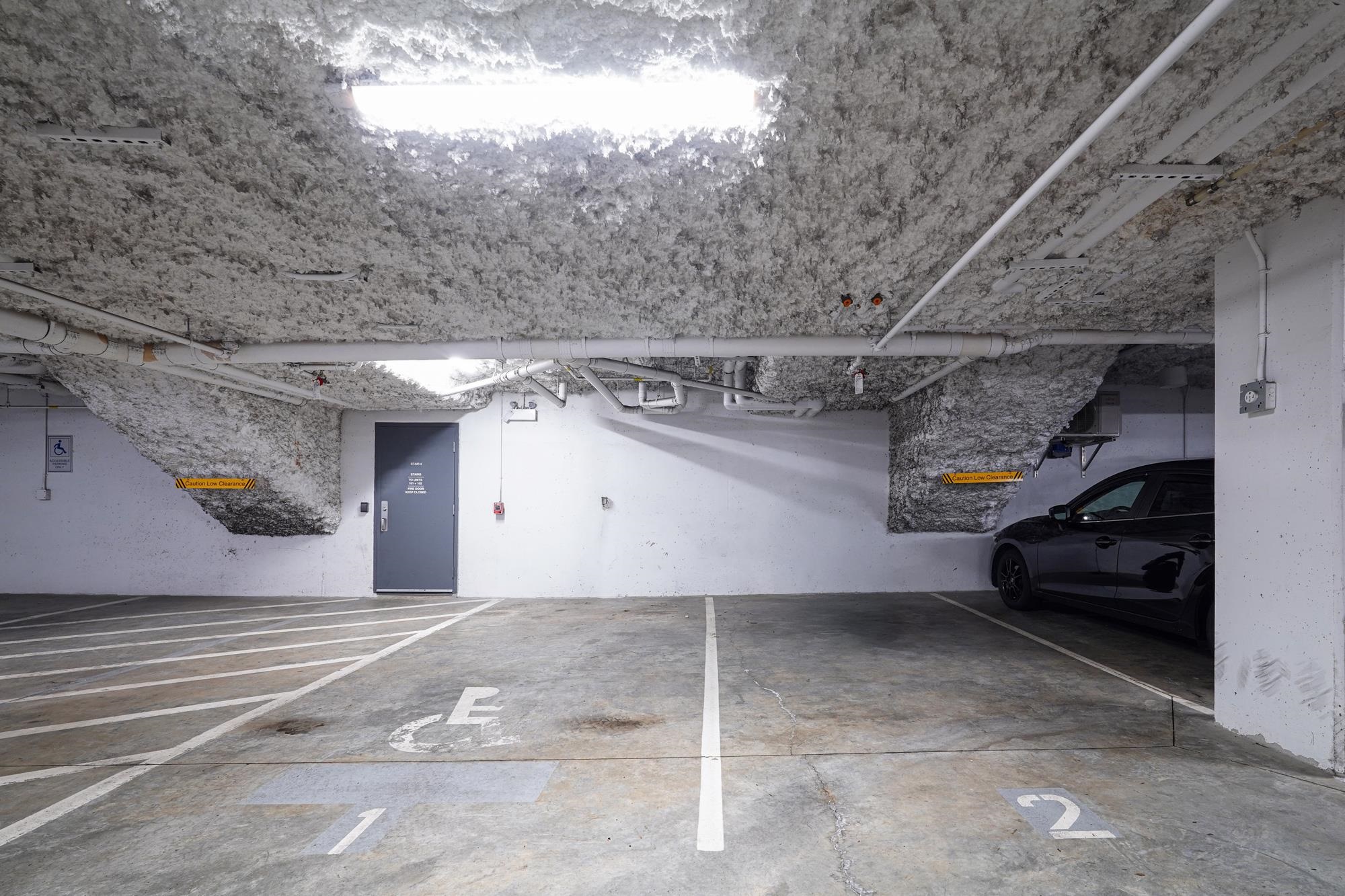 Listing image of 101 649 E 3RD STREET