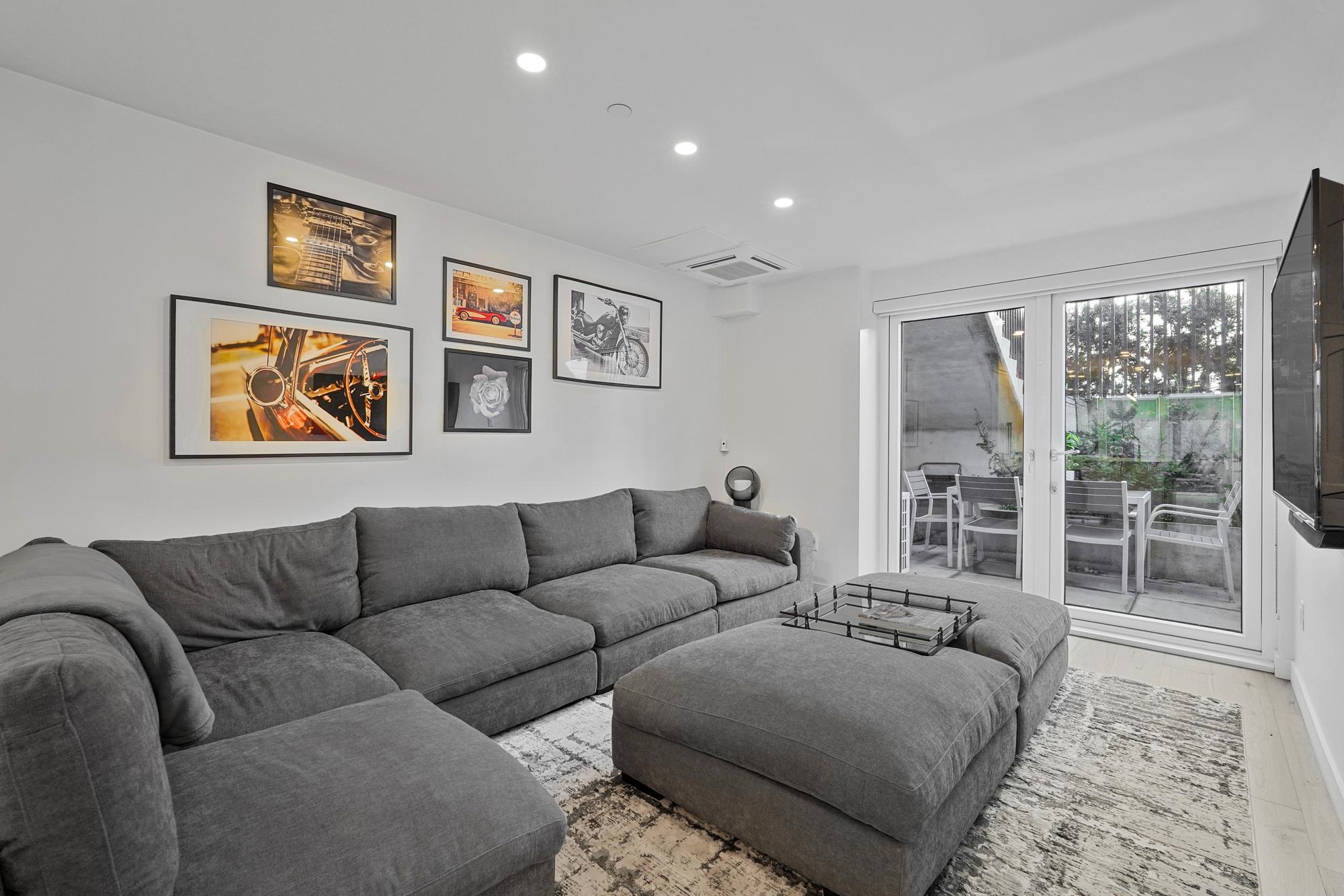 Listing image of 101 649 E 3RD STREET