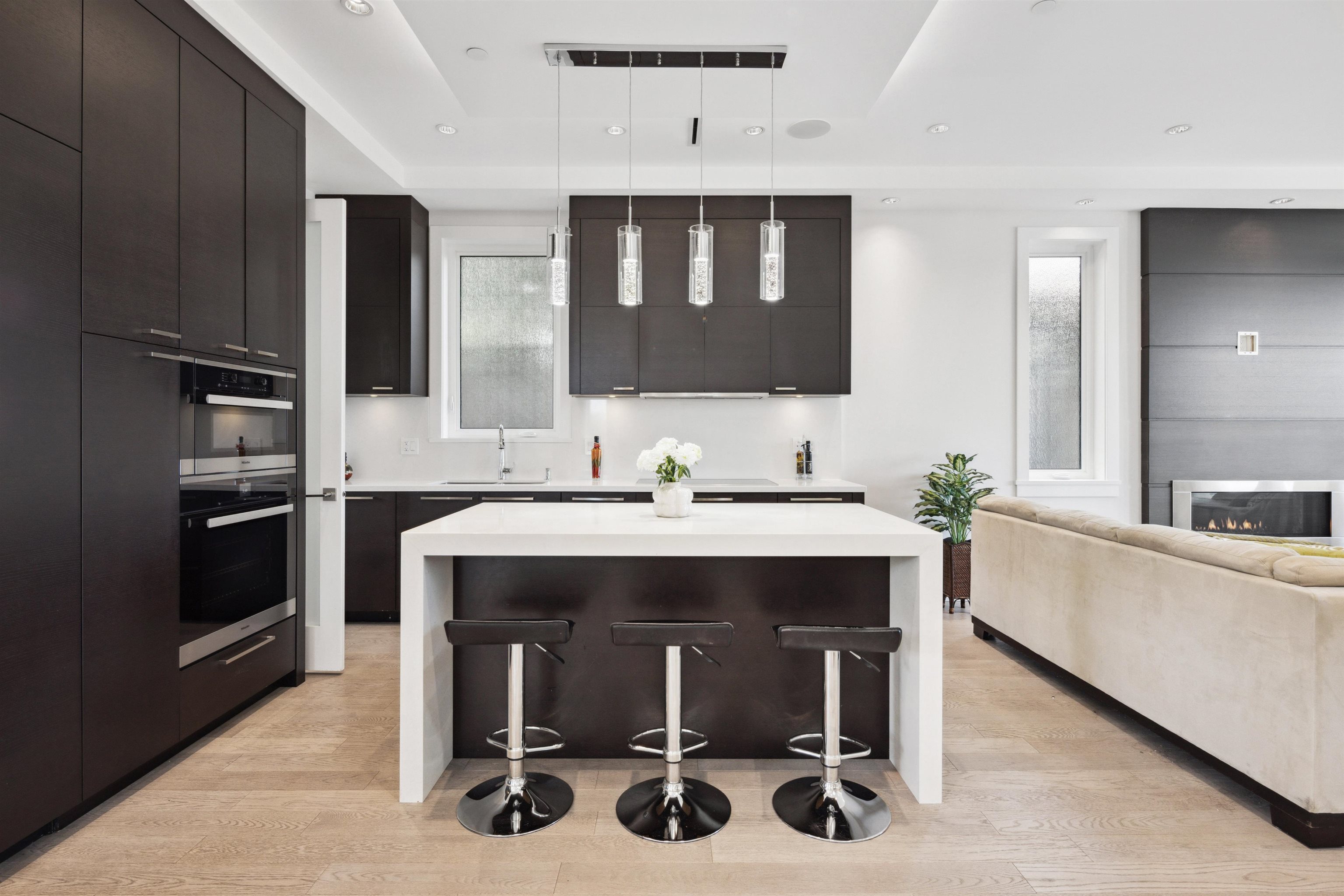 Listing image of 1115 FULTON AVENUE