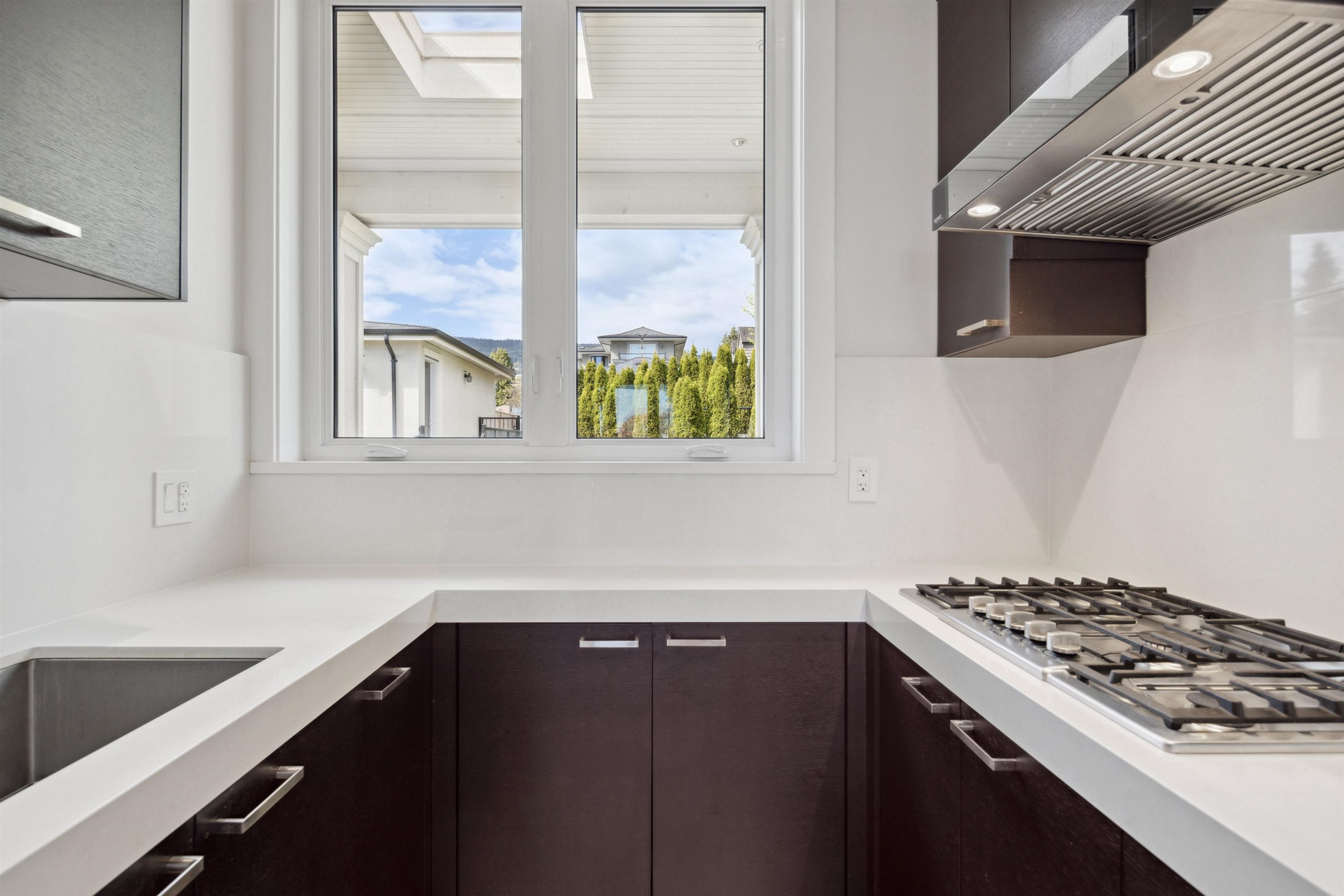 Listing image of 1115 FULTON AVENUE