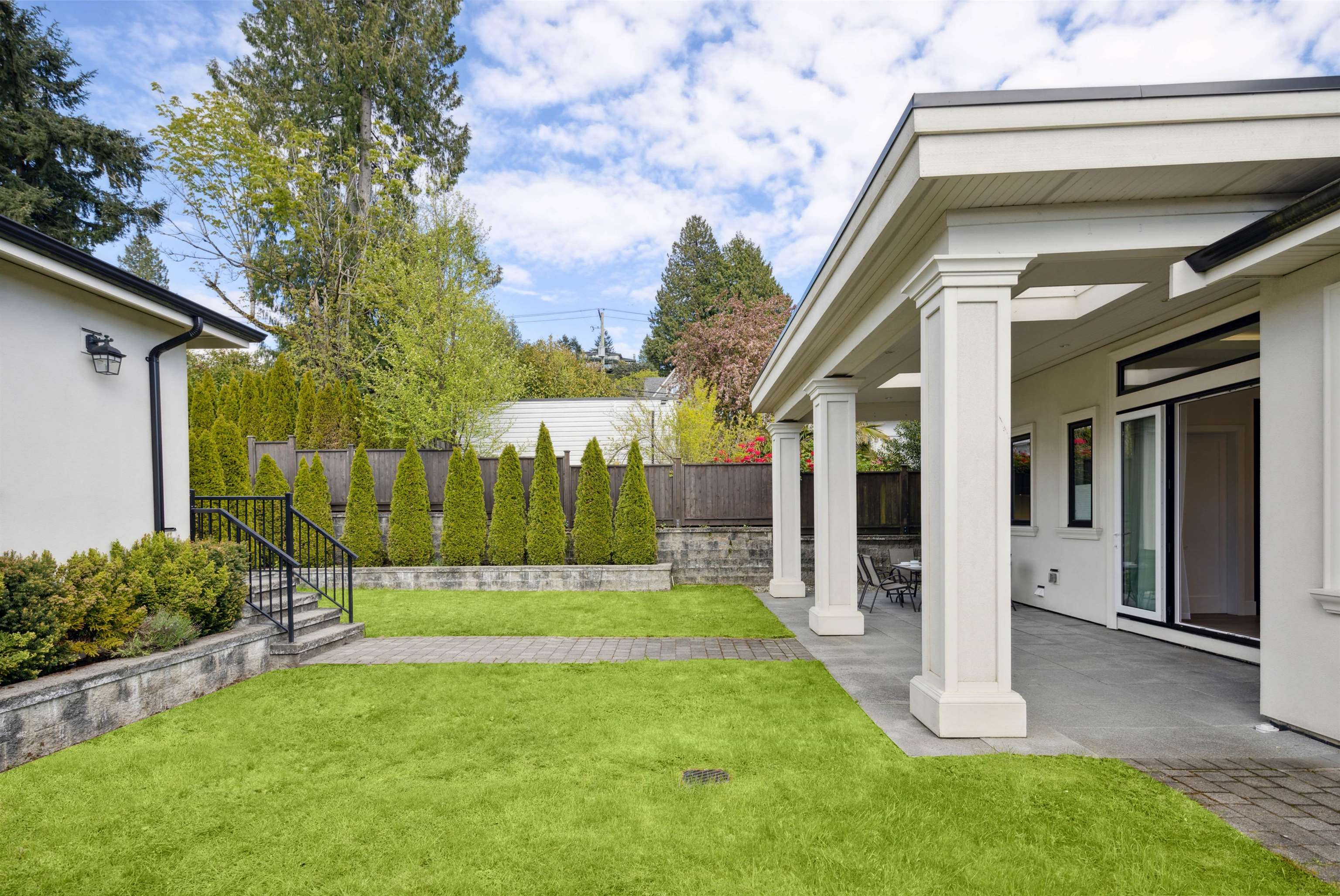 Listing image of 1115 FULTON AVENUE