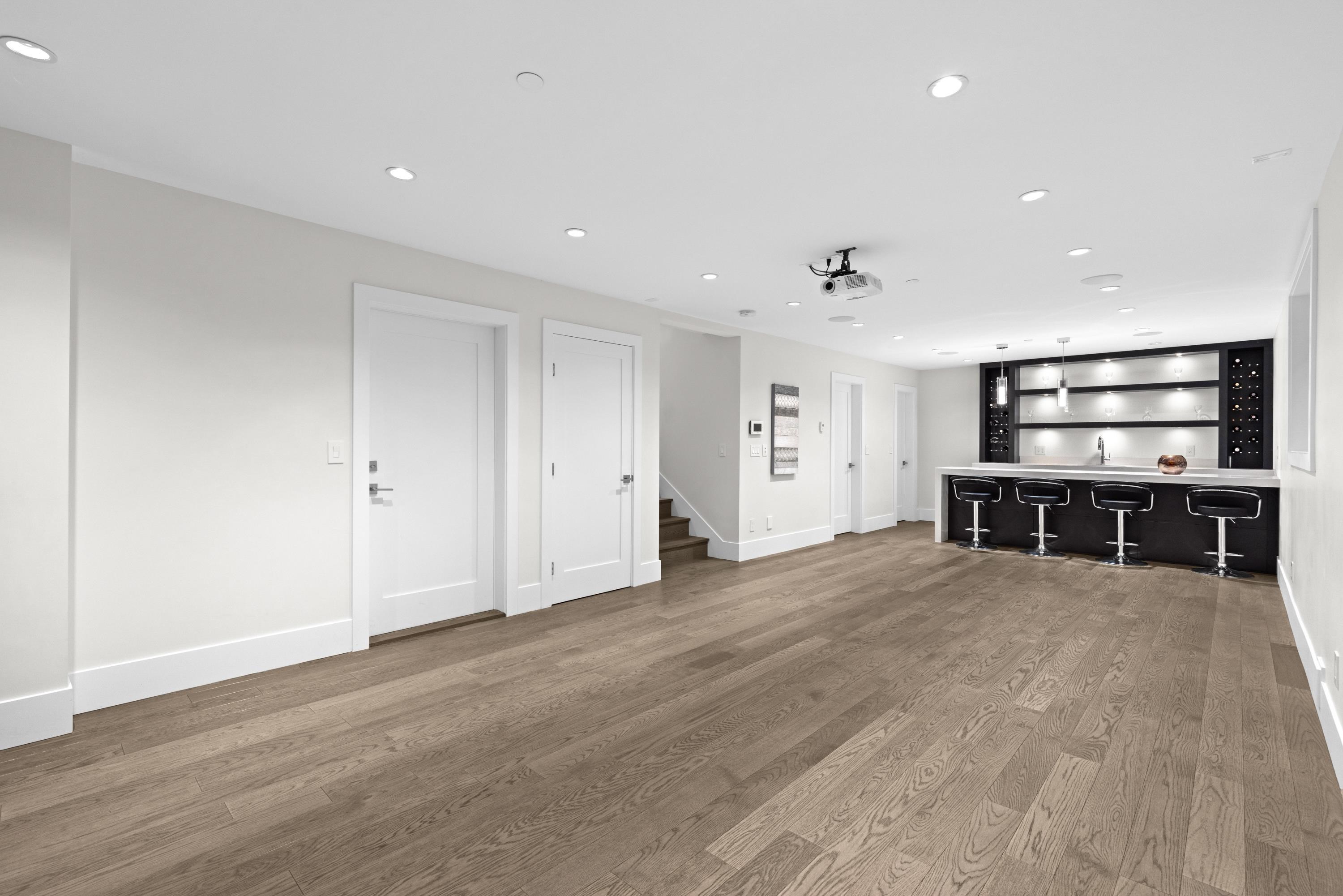 Listing image of 1115 FULTON AVENUE