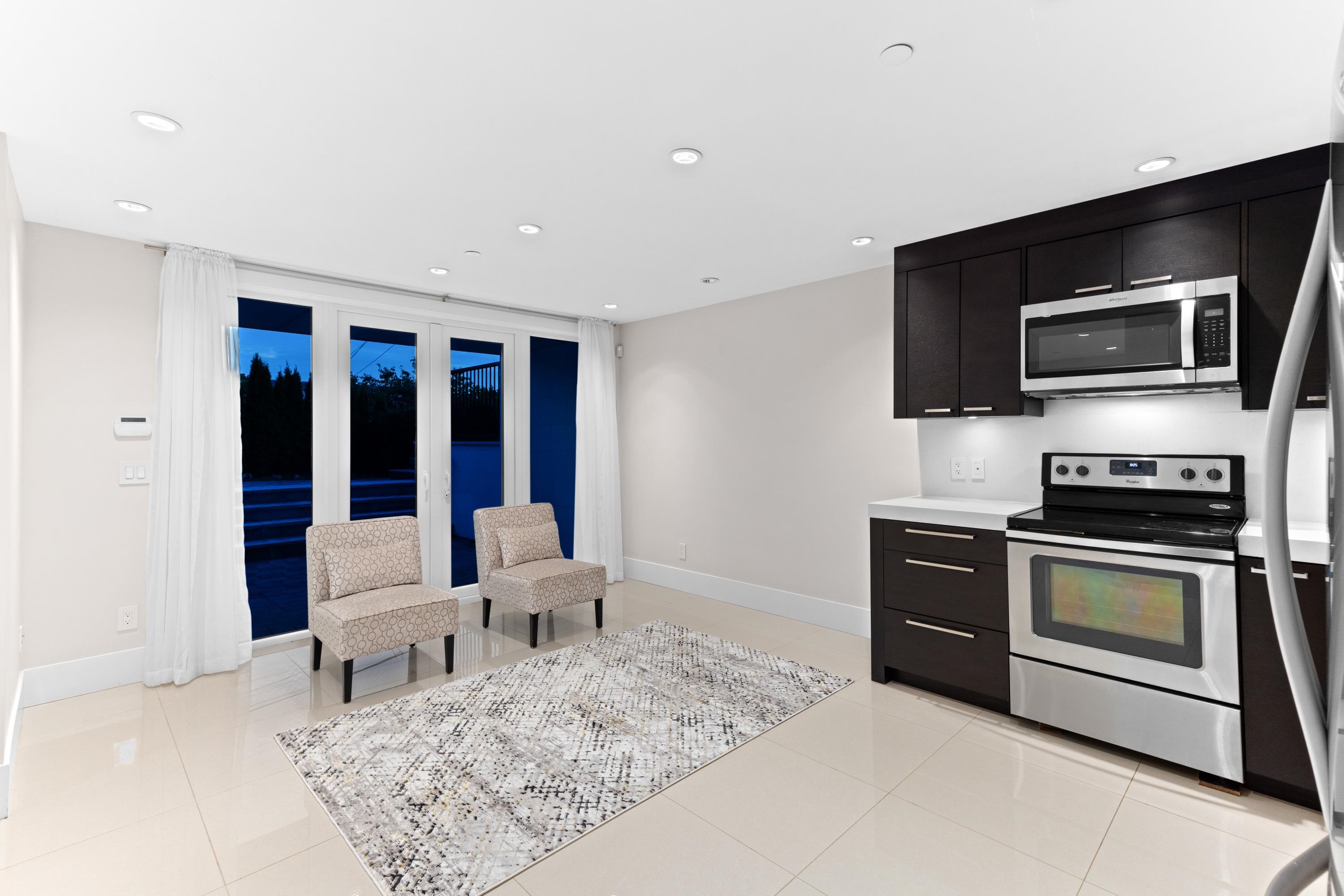 Listing image of 1115 FULTON AVENUE