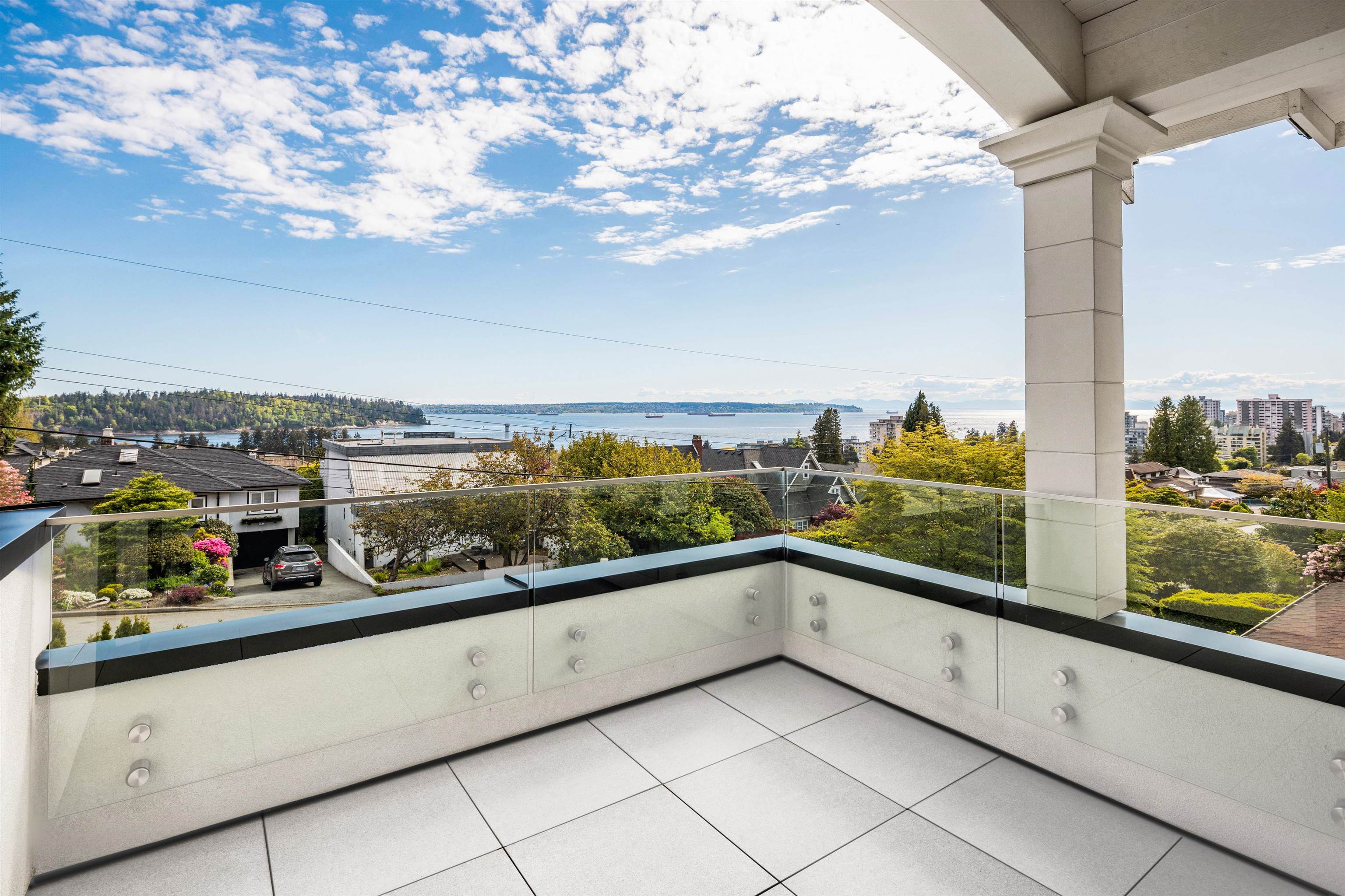 Listing image of 1115 FULTON AVENUE
