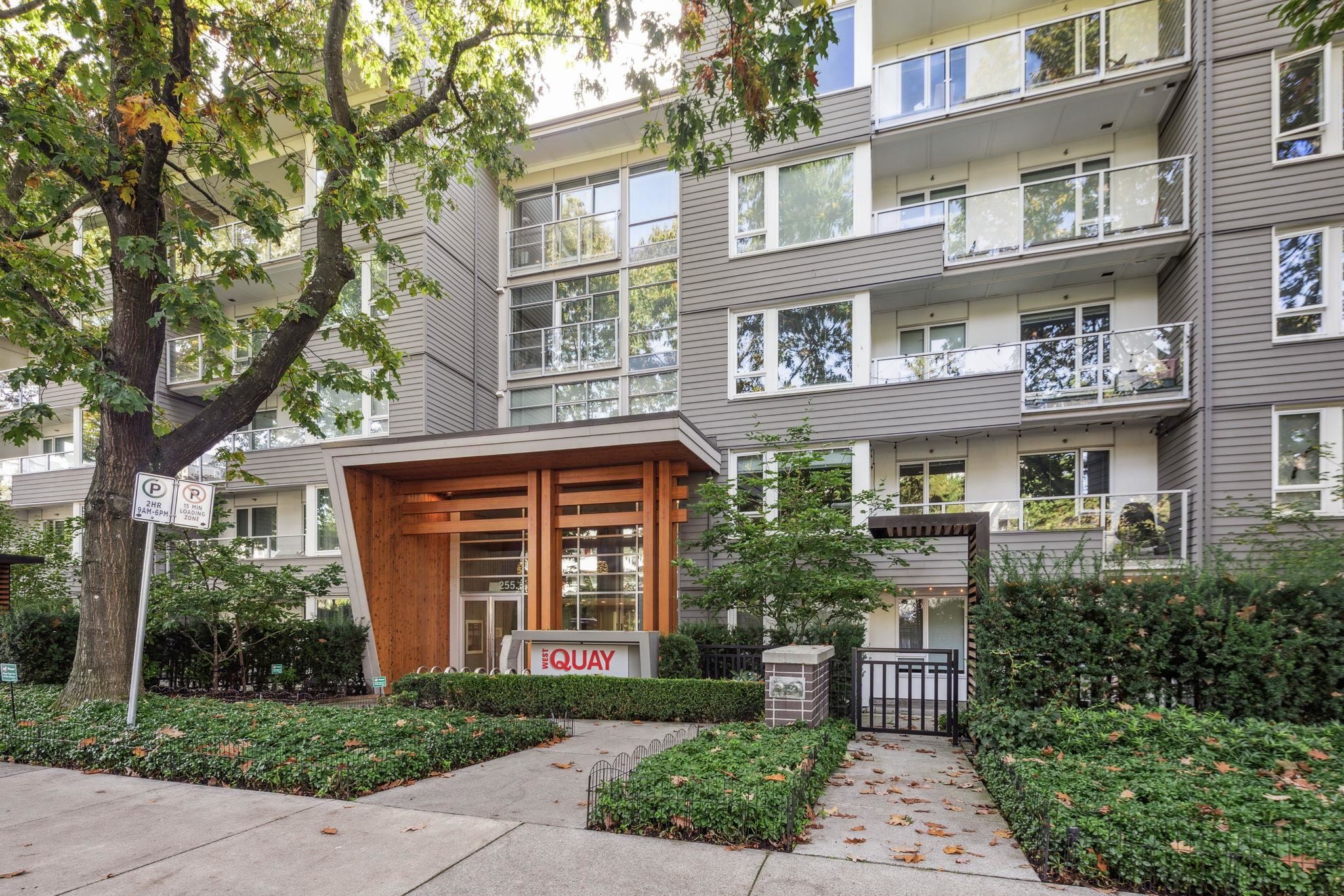 Listing image of 111 255 W 1ST STREET