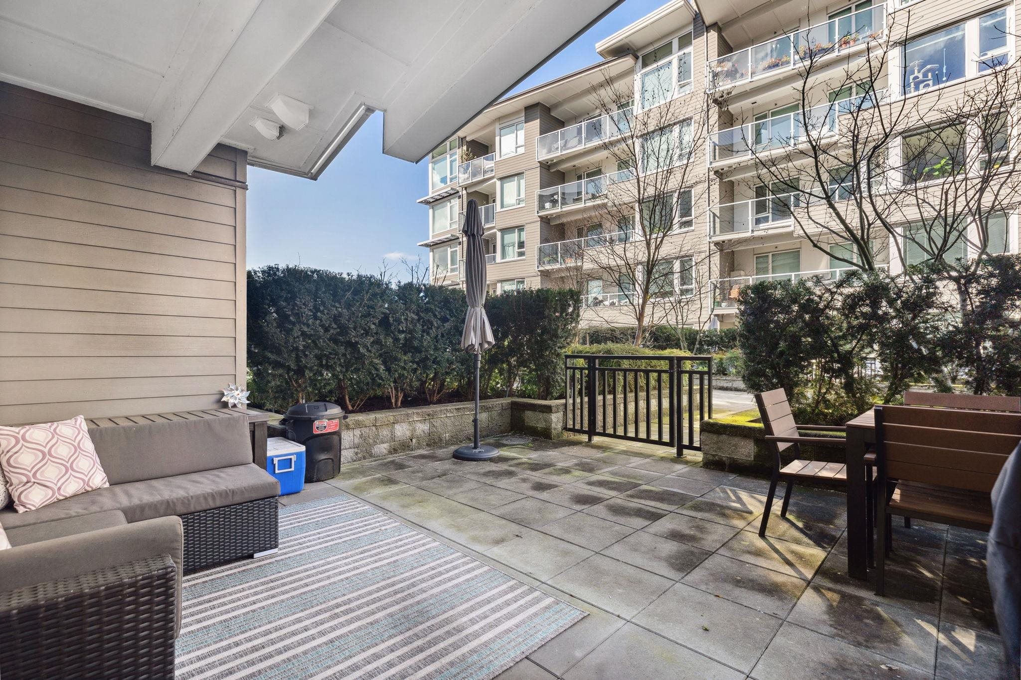 Listing image of 111 255 W 1ST STREET