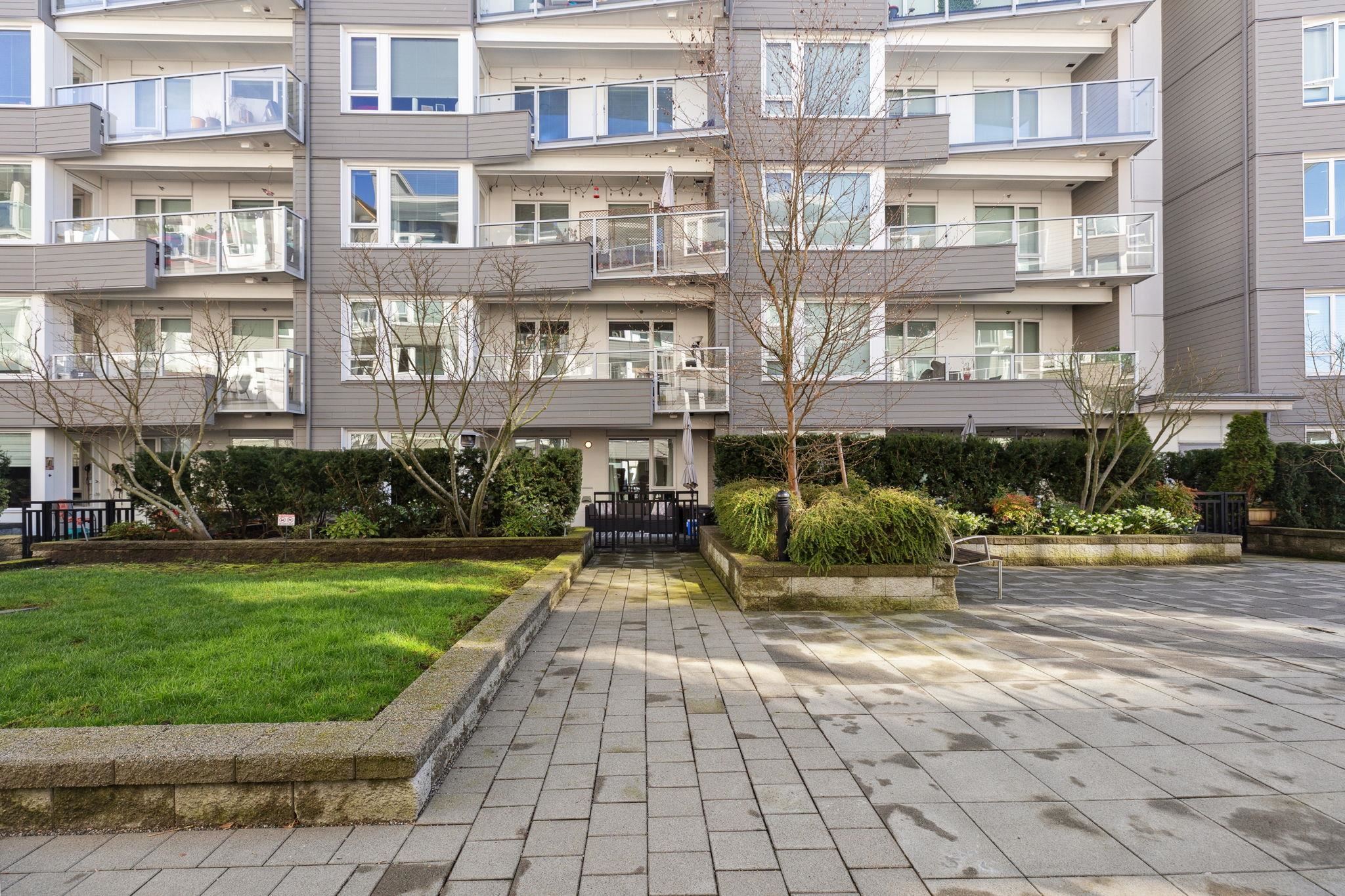 Listing image of 111 255 W 1ST STREET