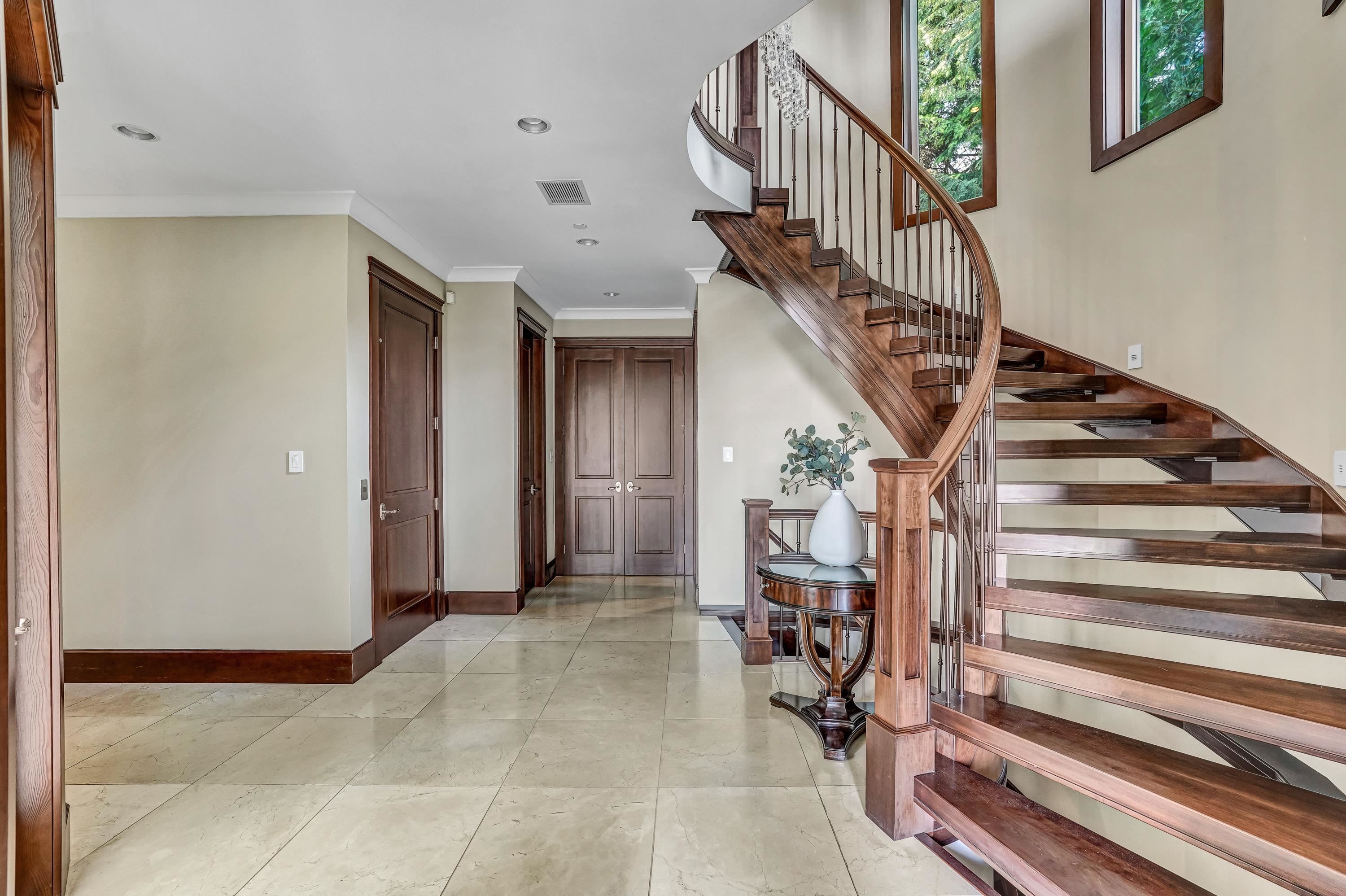 Listing image of 1365 CAMMERAY ROAD