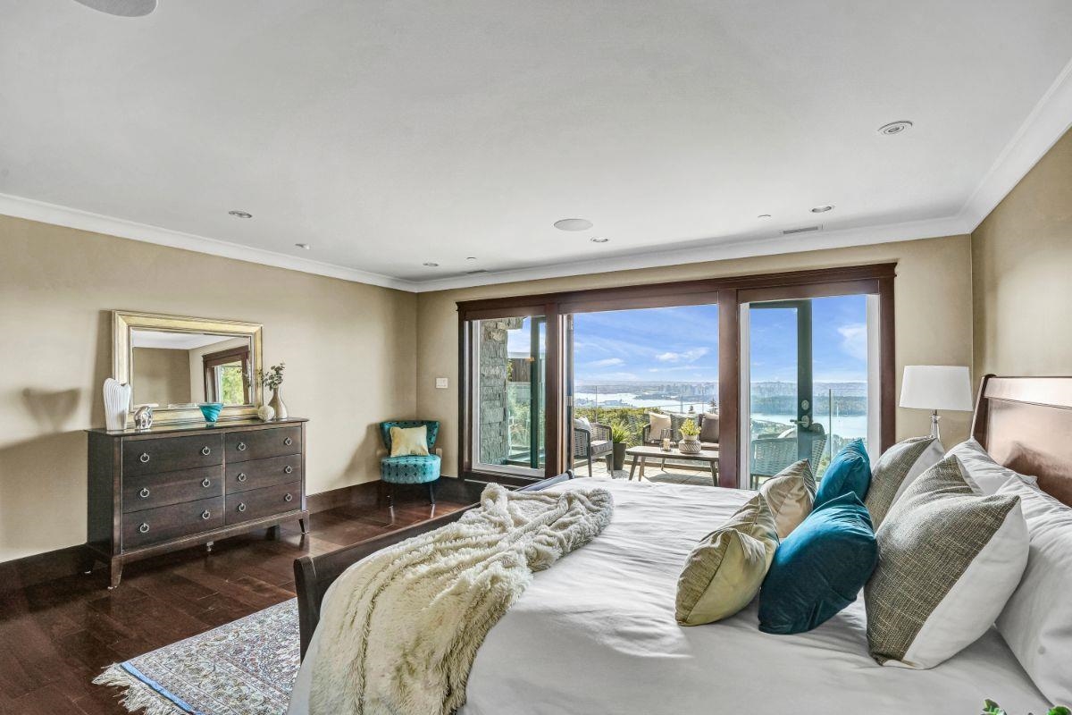 Listing image of 1365 CAMMERAY ROAD