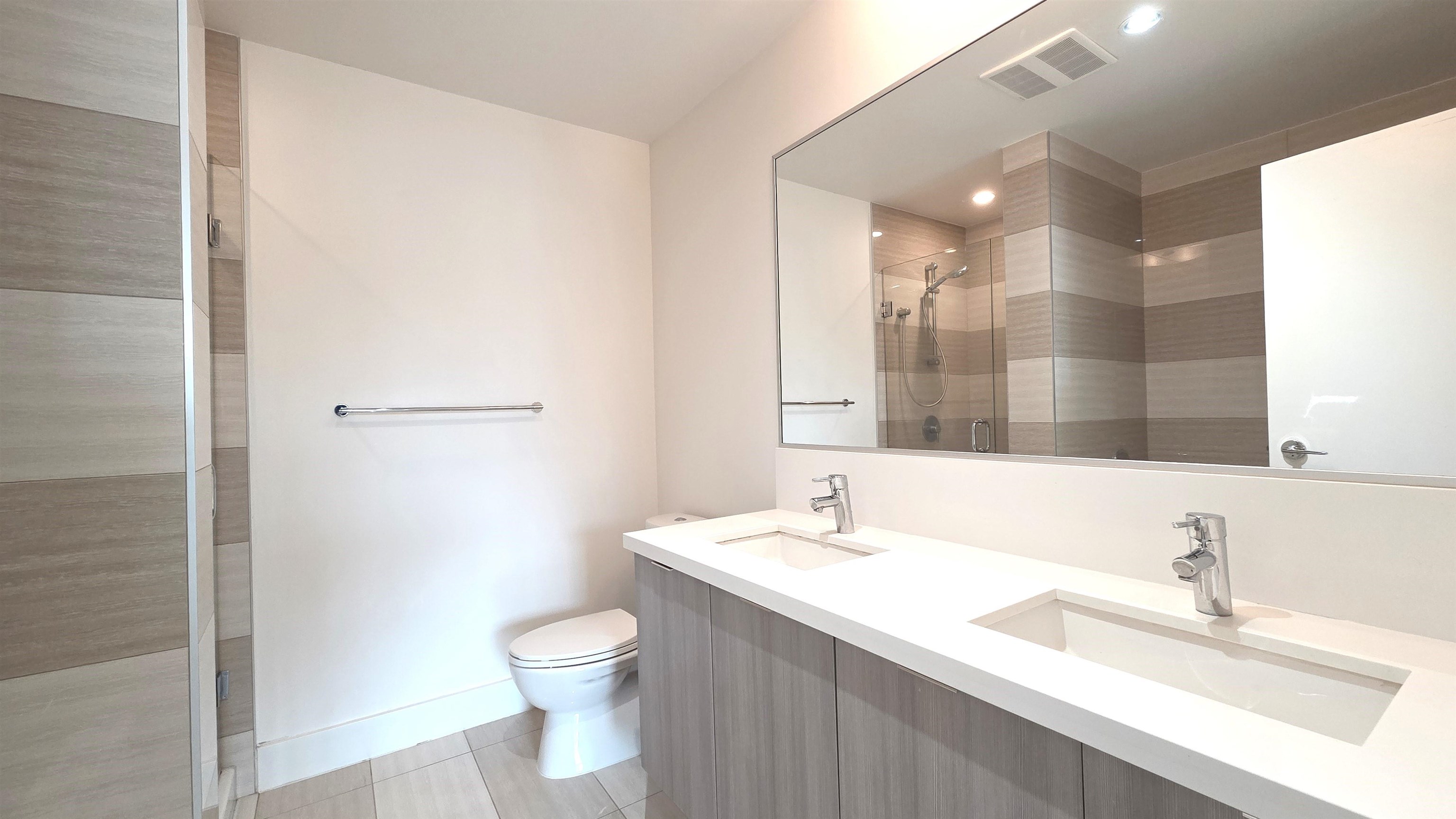 Listing image of 404 3602 ALDERCREST DRIVE