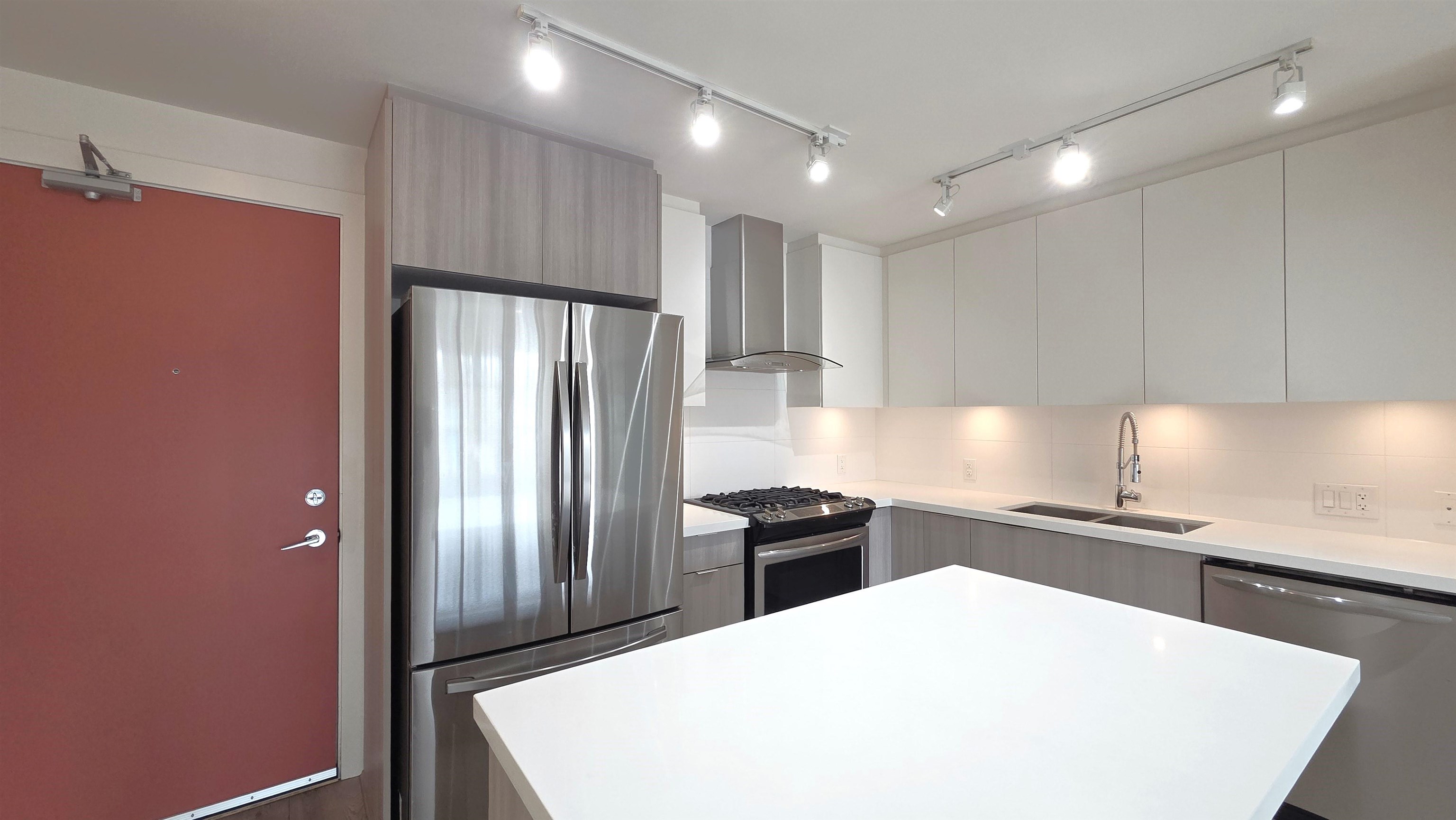 Listing image of 404 3602 ALDERCREST DRIVE