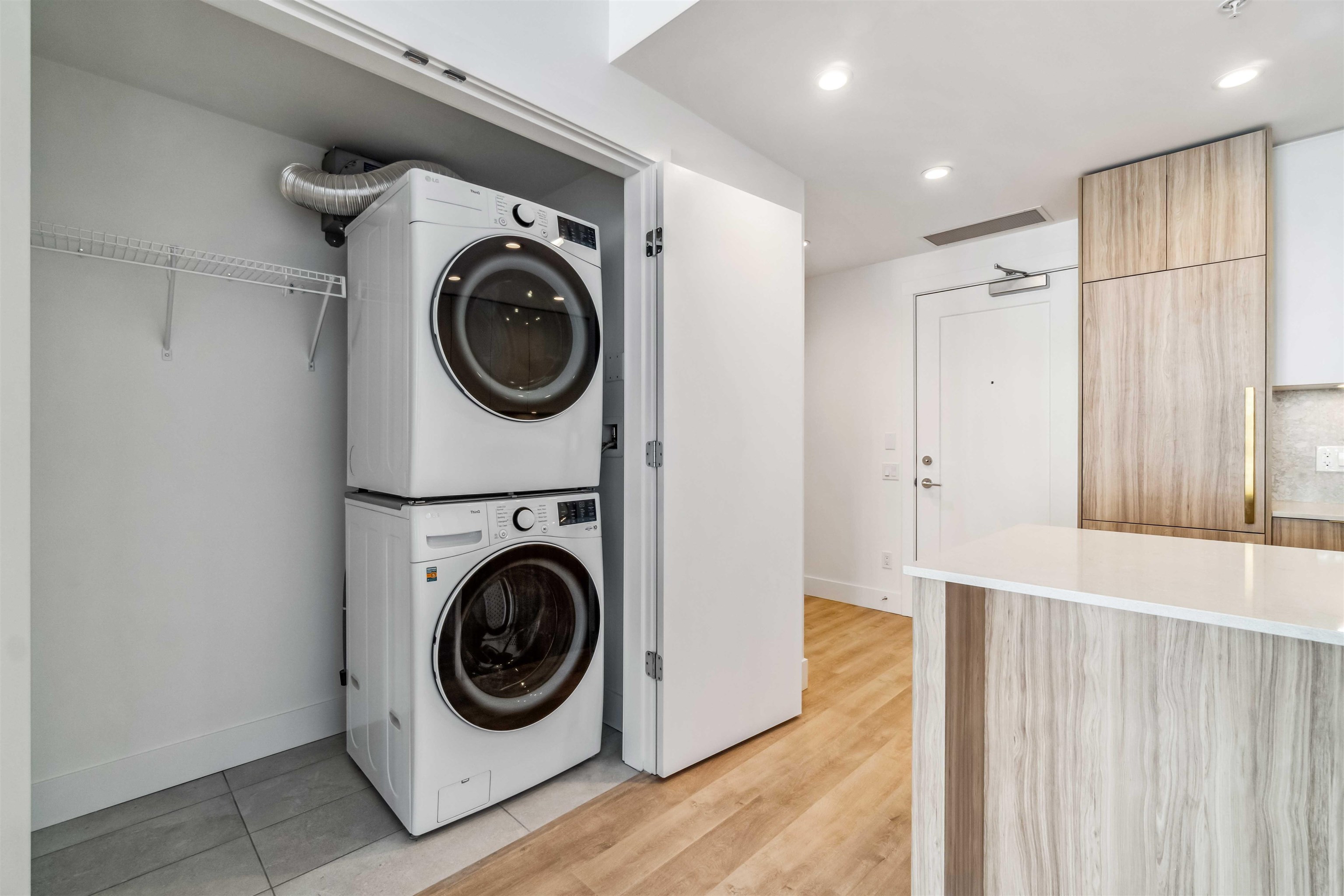 Listing image of 802 2325 EMERY COURT