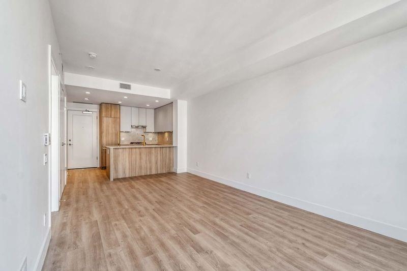 Listing image of 802 2325 EMERY COURT