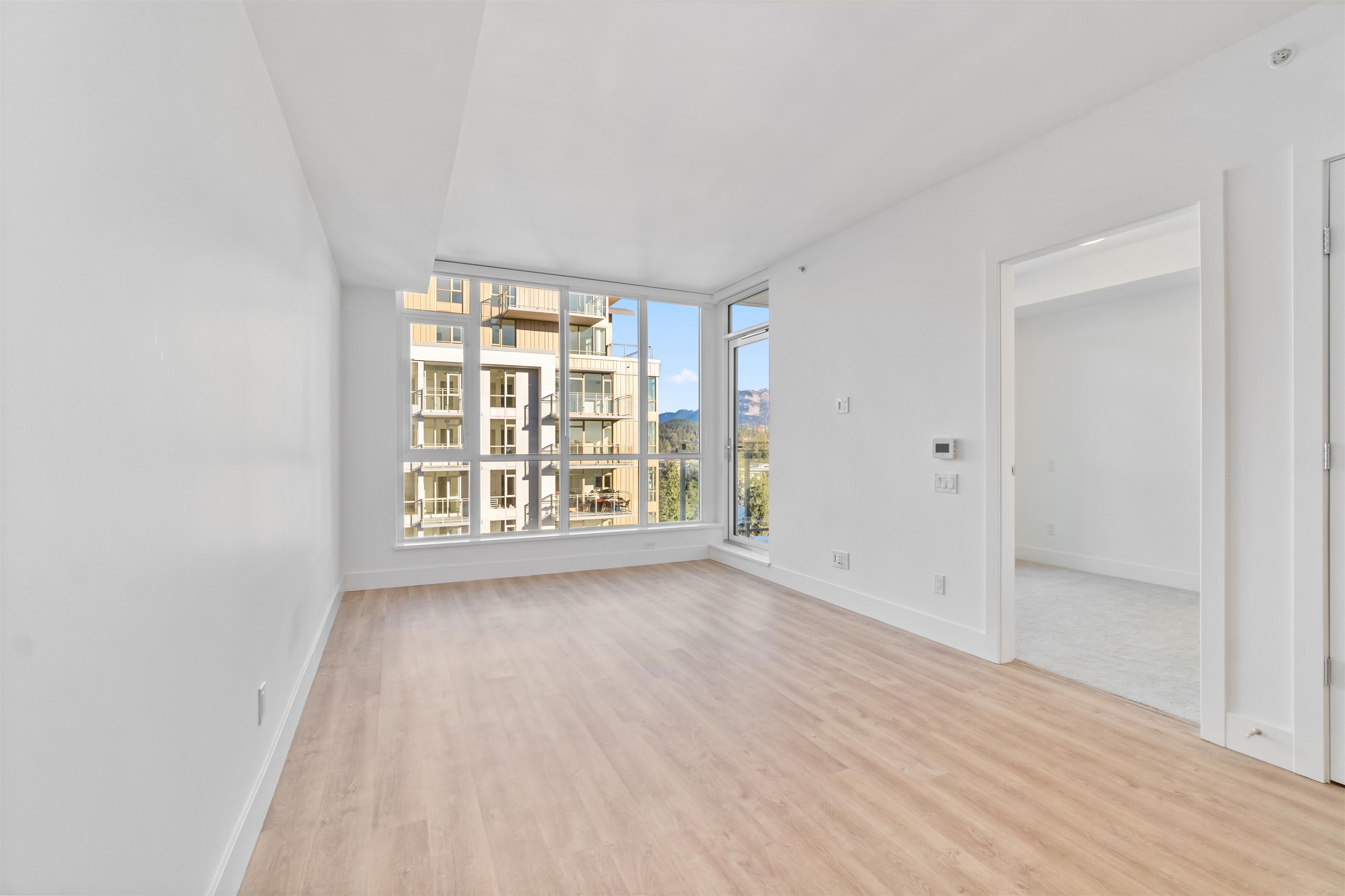 Listing image of 802 2325 EMERY COURT