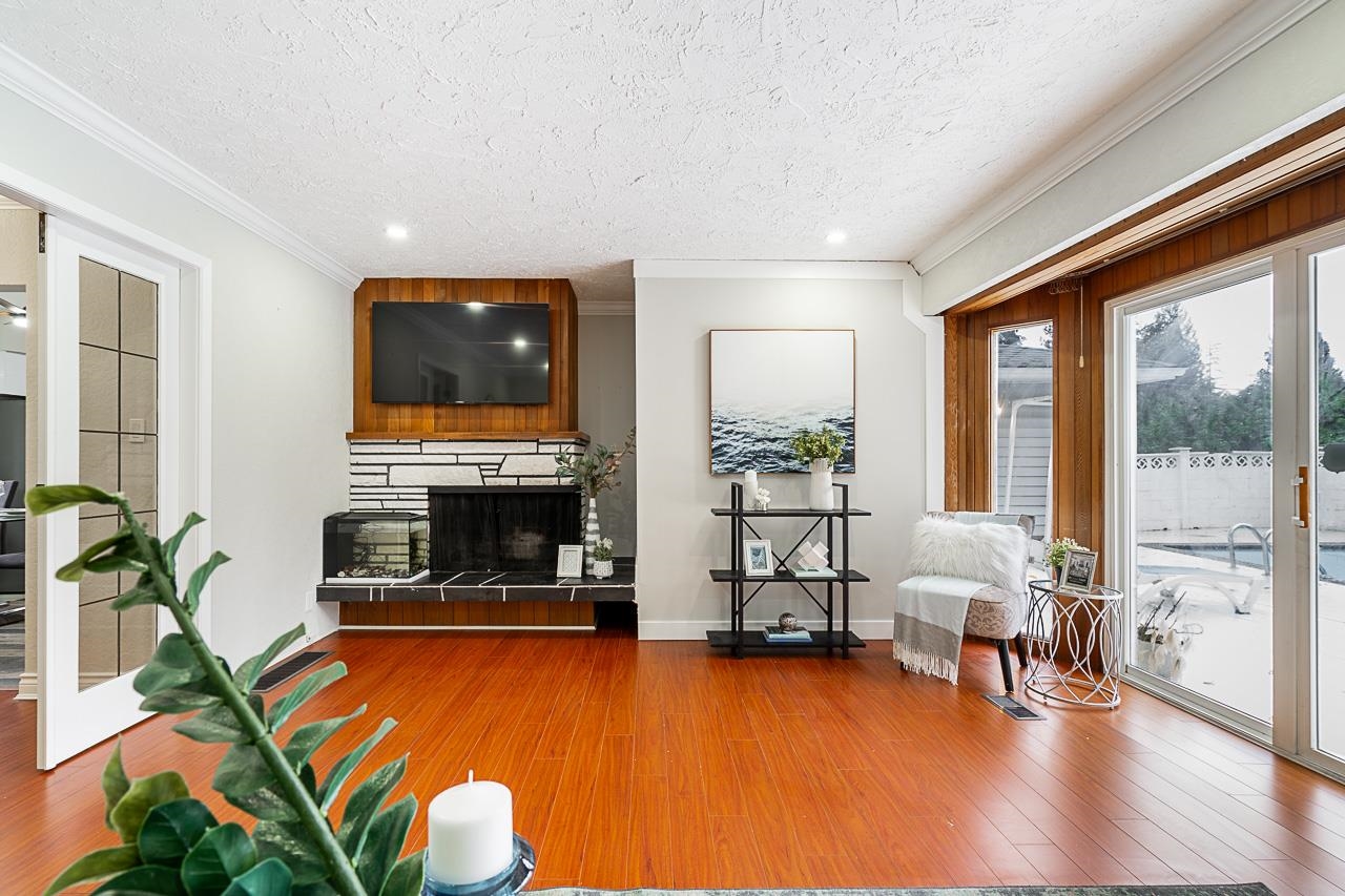 Listing image of 310 INGLEWOOD AVENUE