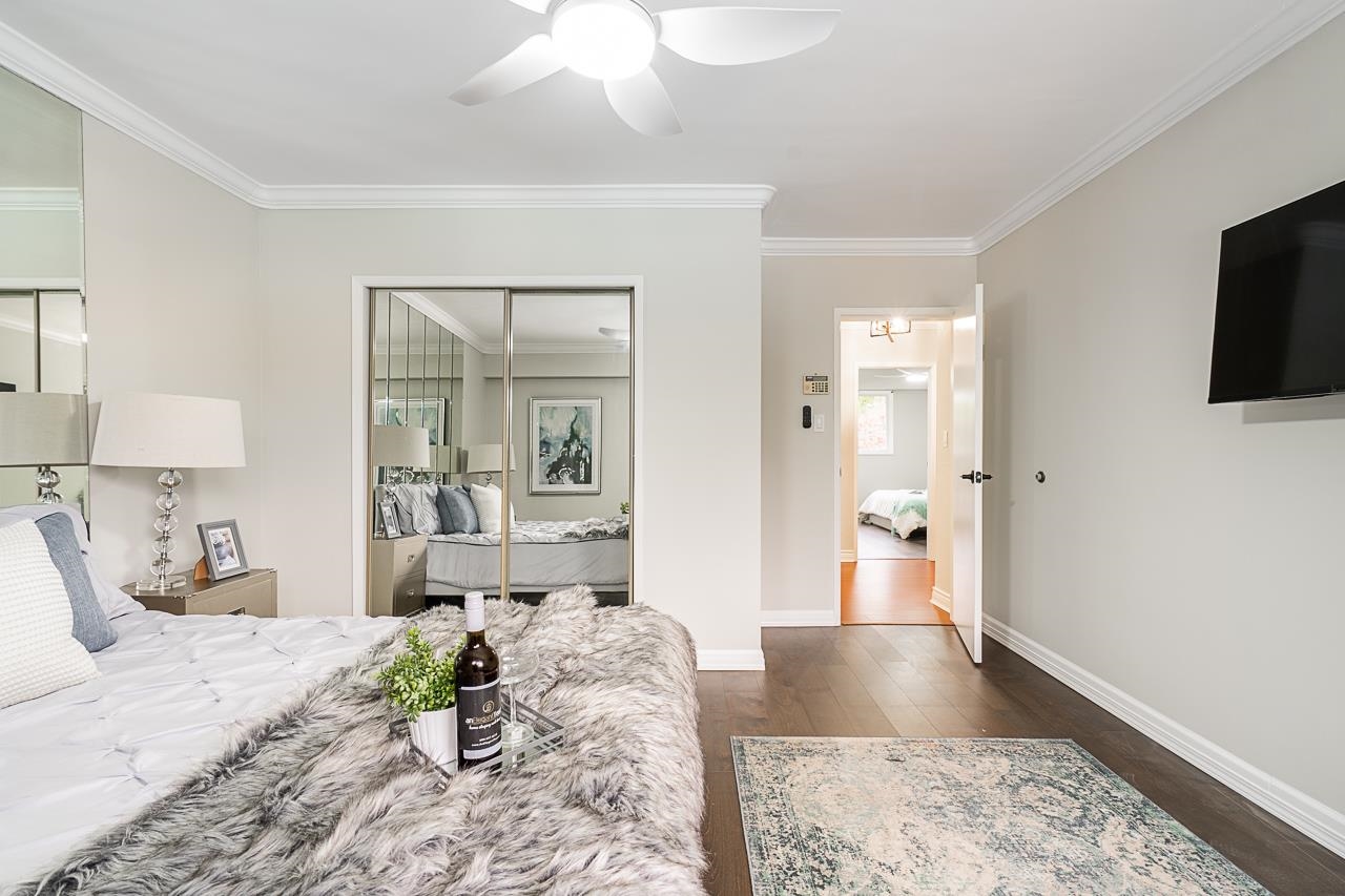 Listing image of 310 INGLEWOOD AVENUE