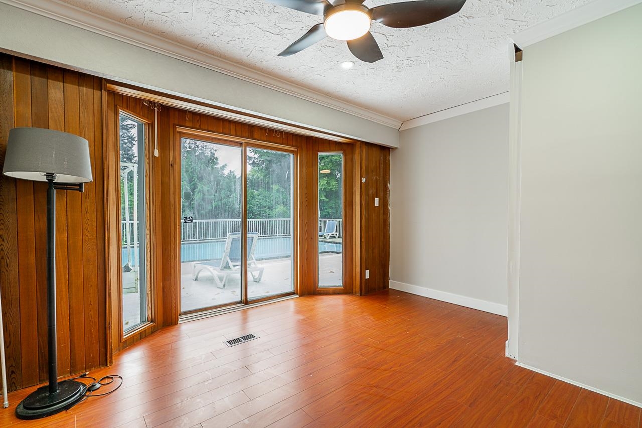 Listing image of 310 INGLEWOOD AVENUE