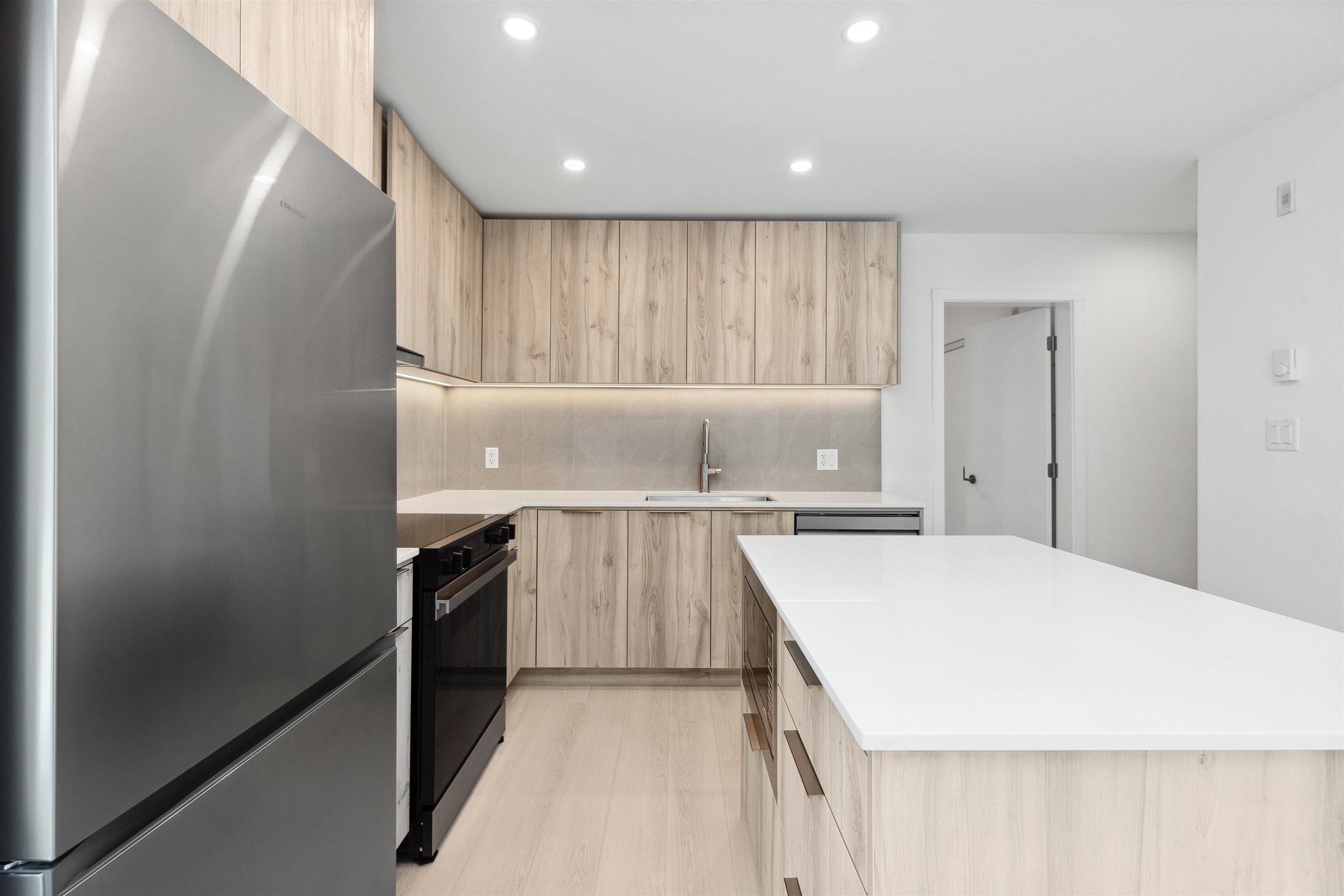 Listing image of 222 3596 MALSUM DRIVE