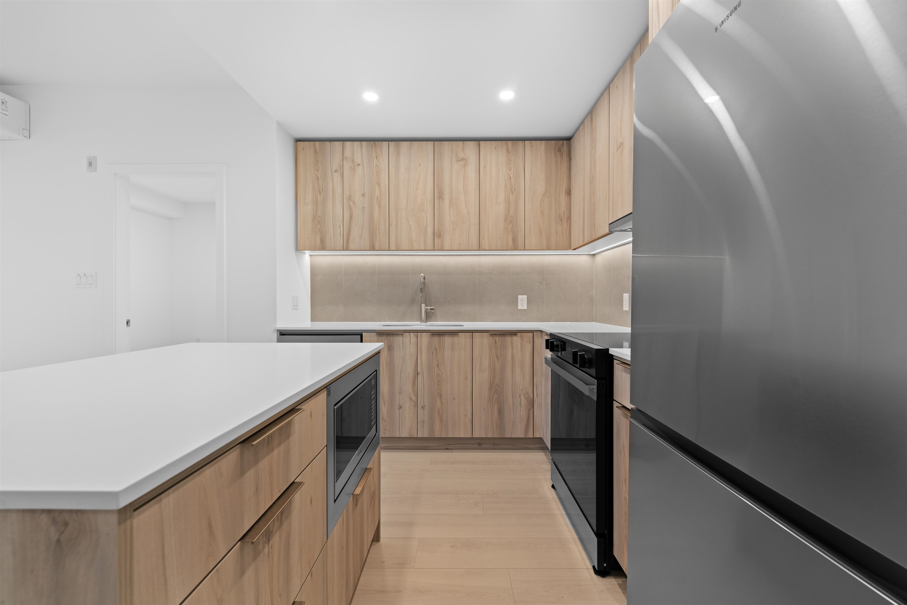 Listing image of 318 3596 MALSUM DRIVE