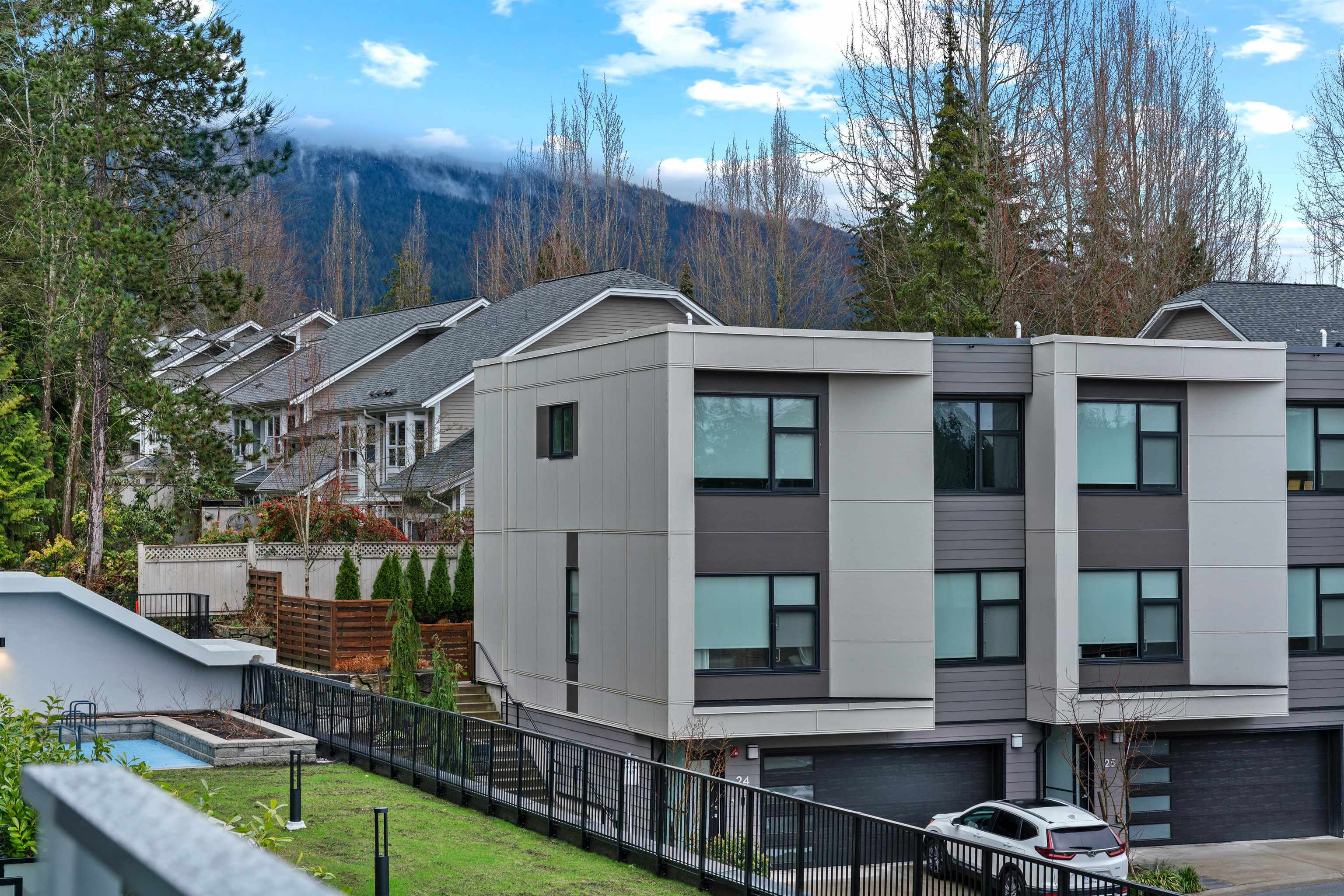 Listing image of 318 3596 MALSUM DRIVE