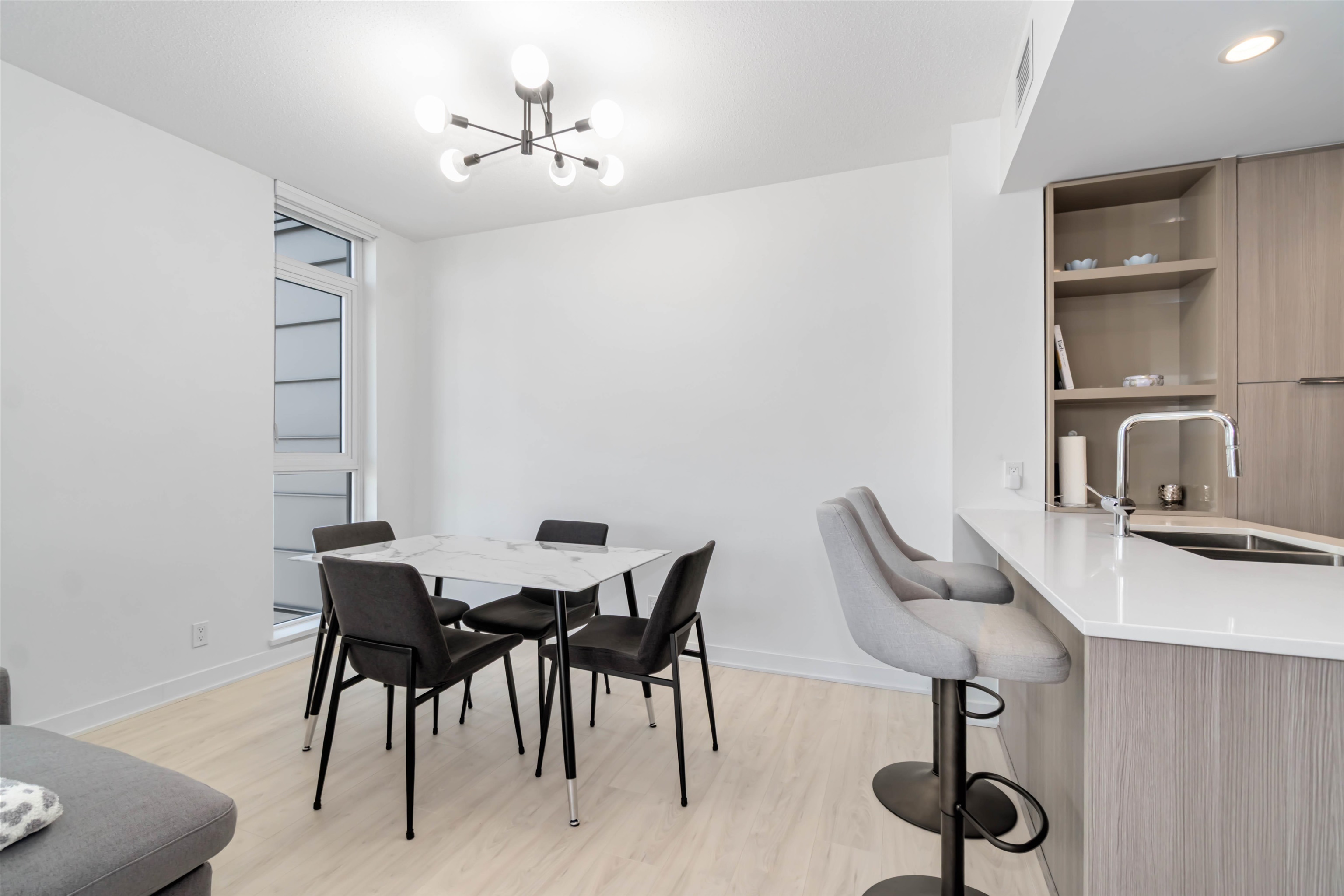 Listing image of 2201 1401 HUNTER STREET